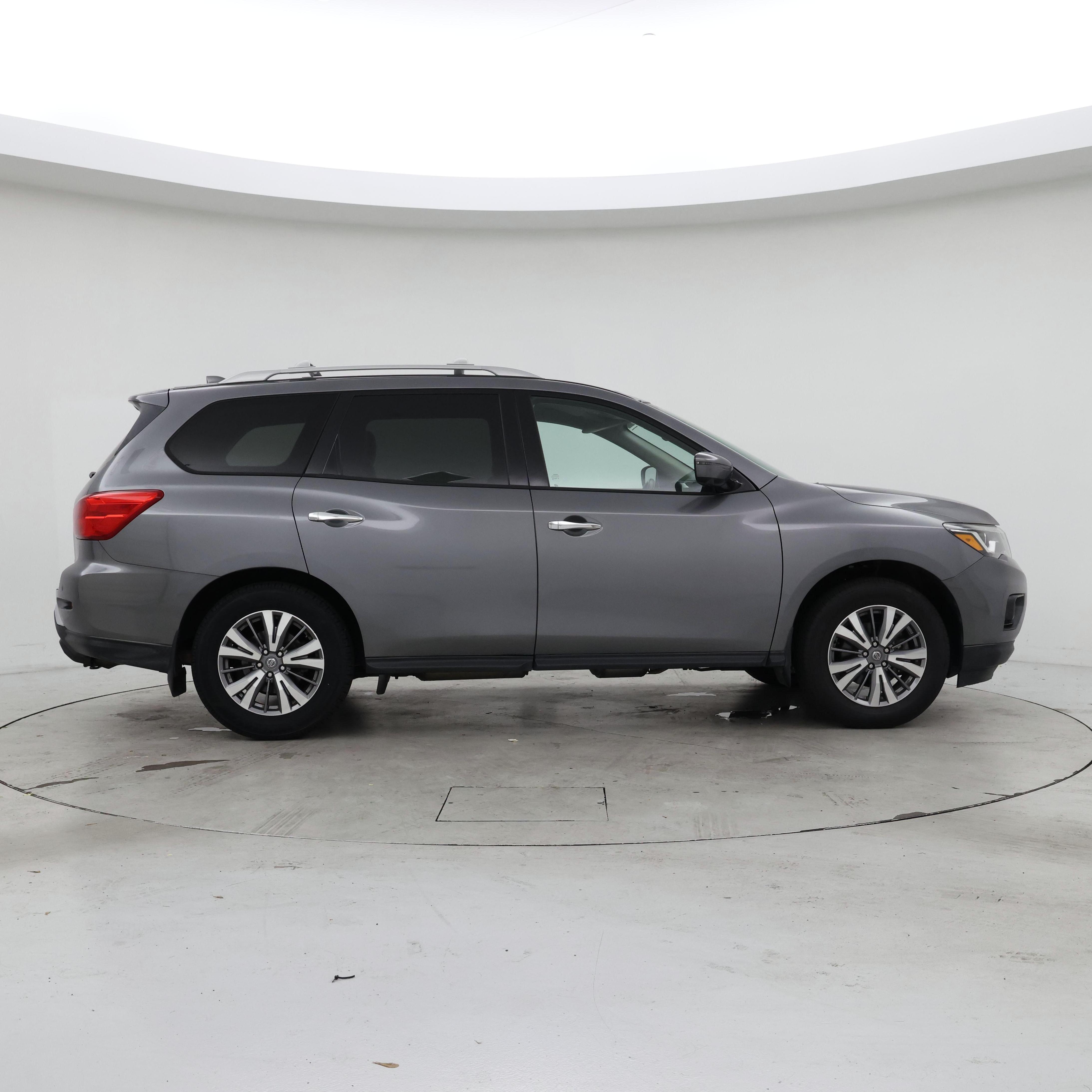 Thumbnail: 2020 Nissan Pathfinder - 7