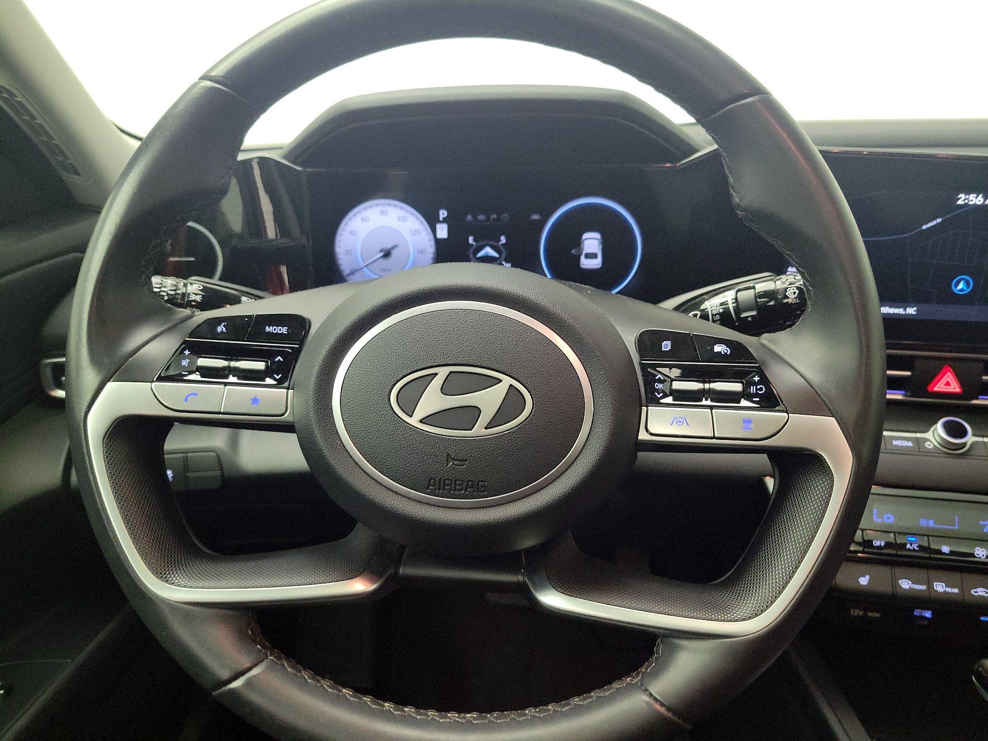 Thumbnail: 2024 Hyundai Elantra - 10