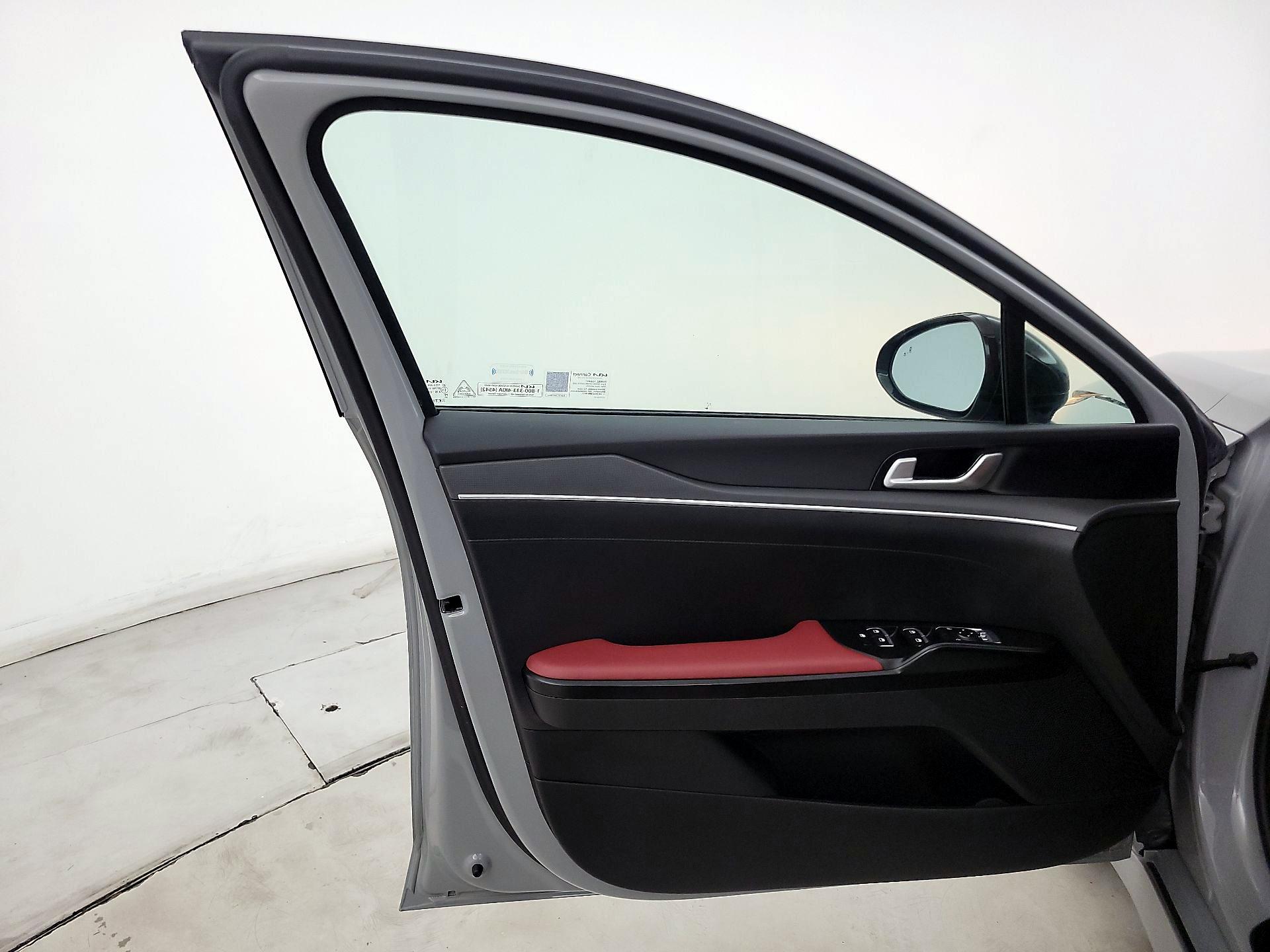 Thumbnail: 2024 Kia K5 - 12