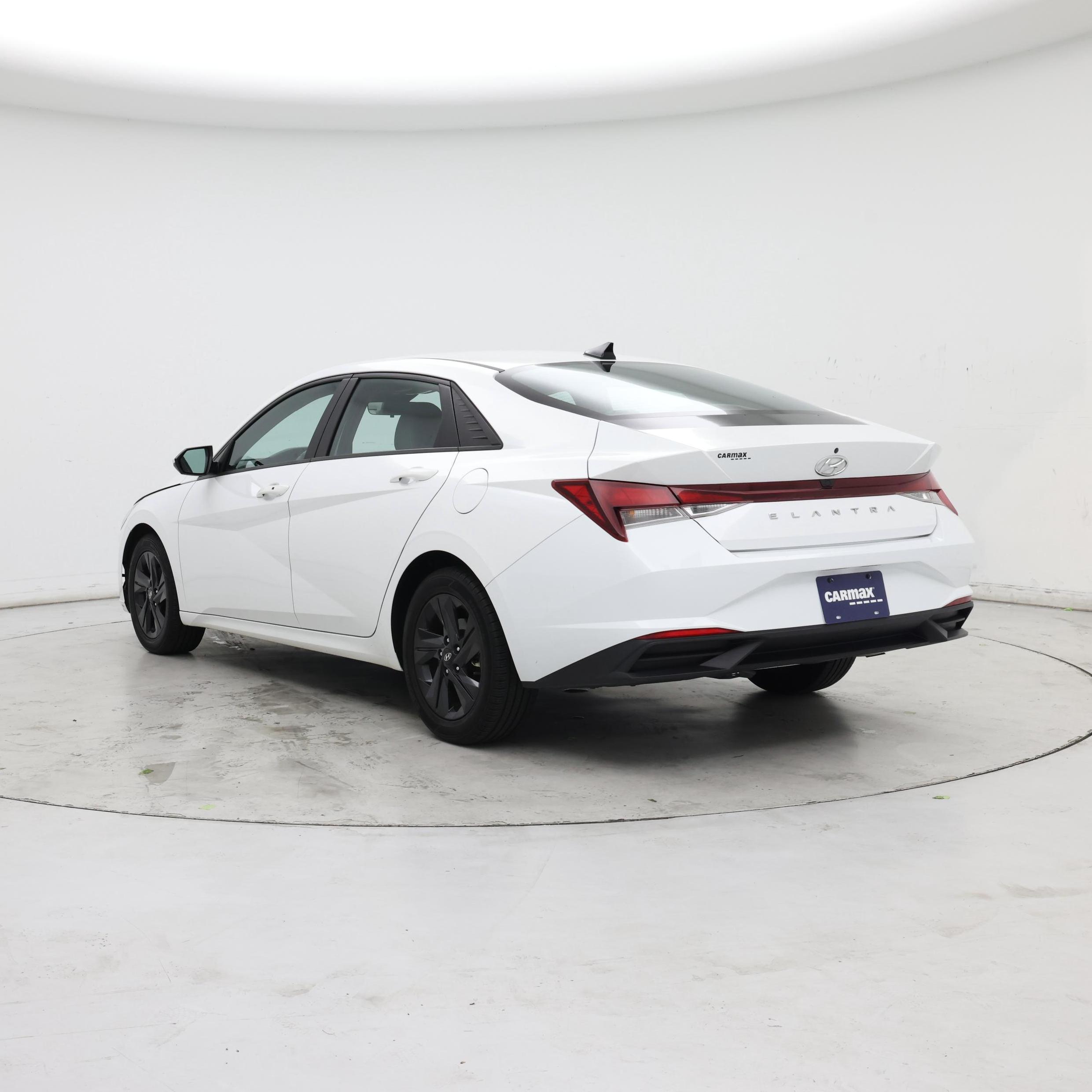 Thumbnail: 2023 Hyundai Elantra - 2