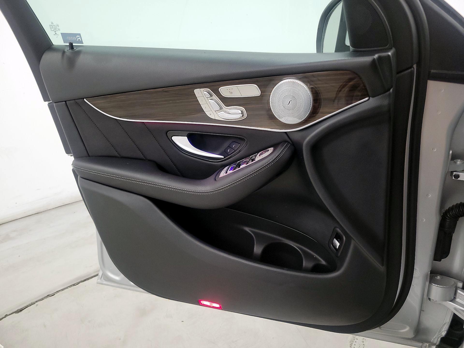 Thumbnail: 2020 Mercedes-Benz GLC - 12