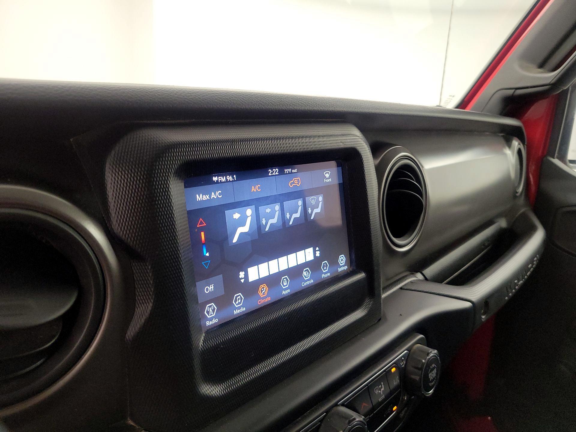 Thumbnail: 2022 Jeep Wrangler - 16