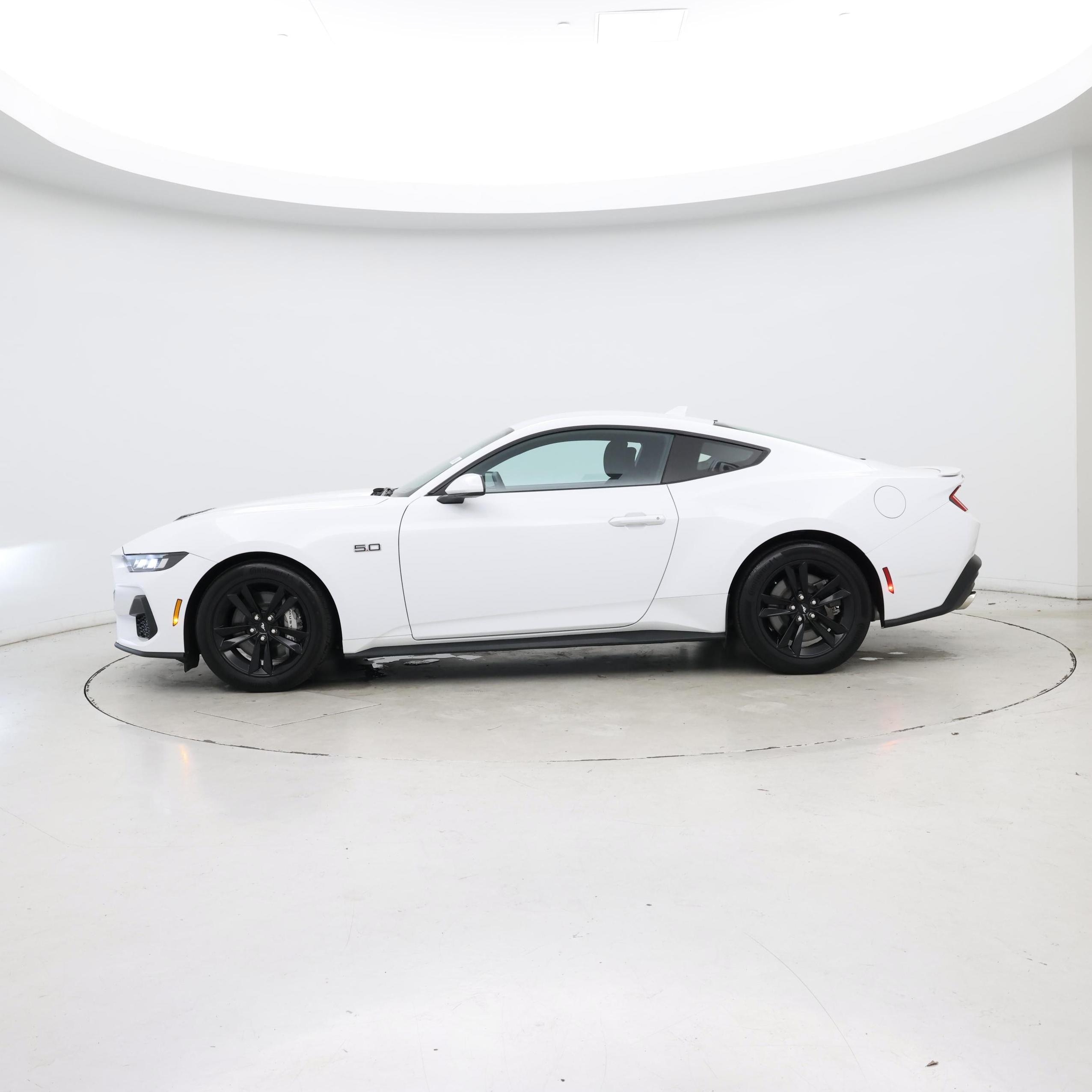 Thumbnail: 2025 Ford Mustang - 3