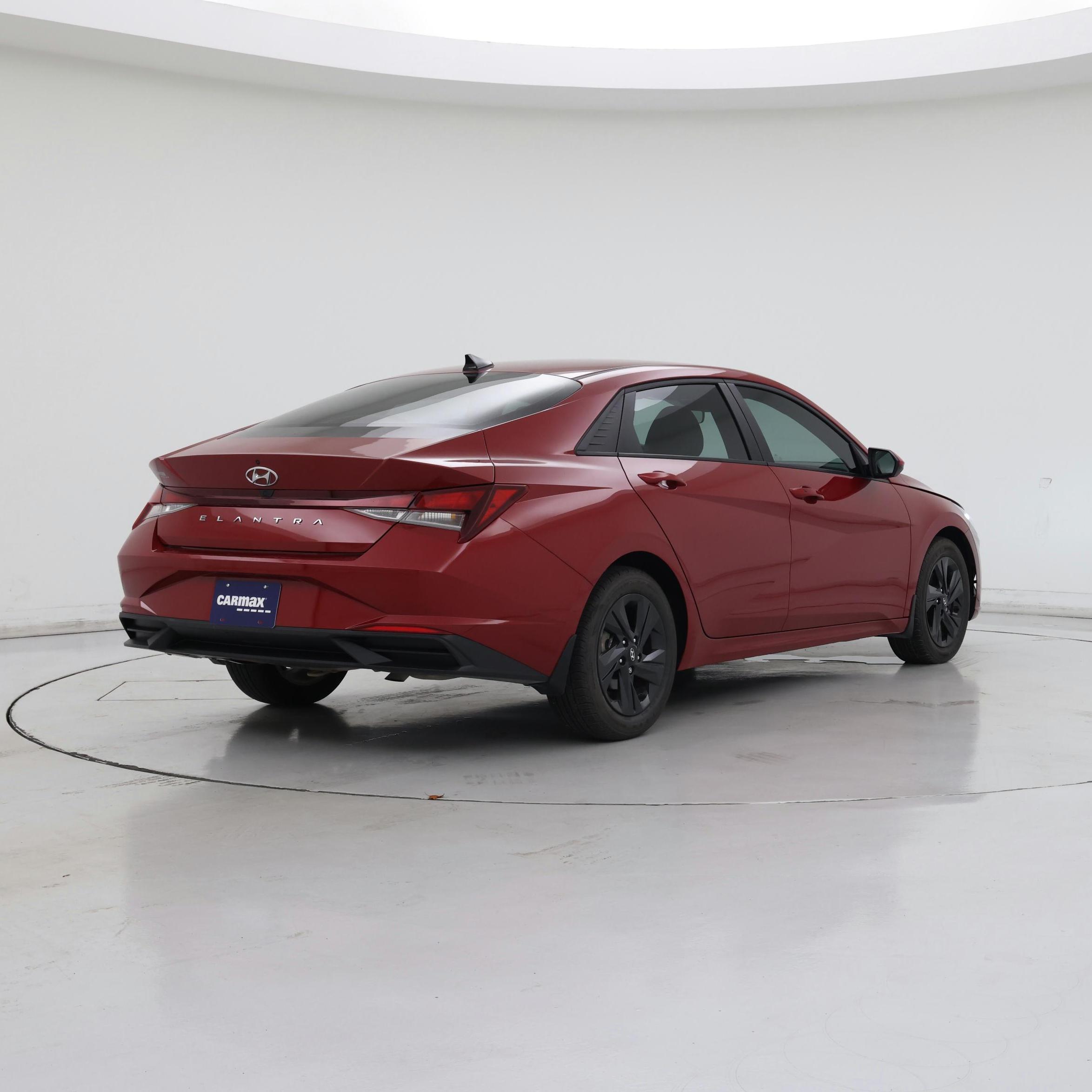 Thumbnail: 2023 Hyundai Elantra - 8