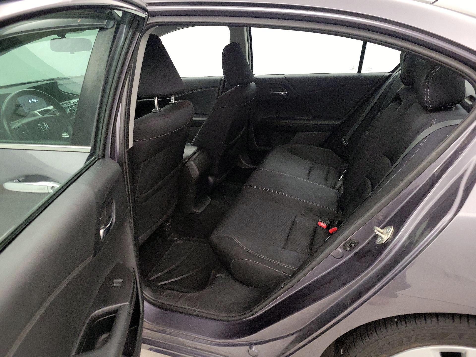 Thumbnail: 2015 Honda Accord - 19