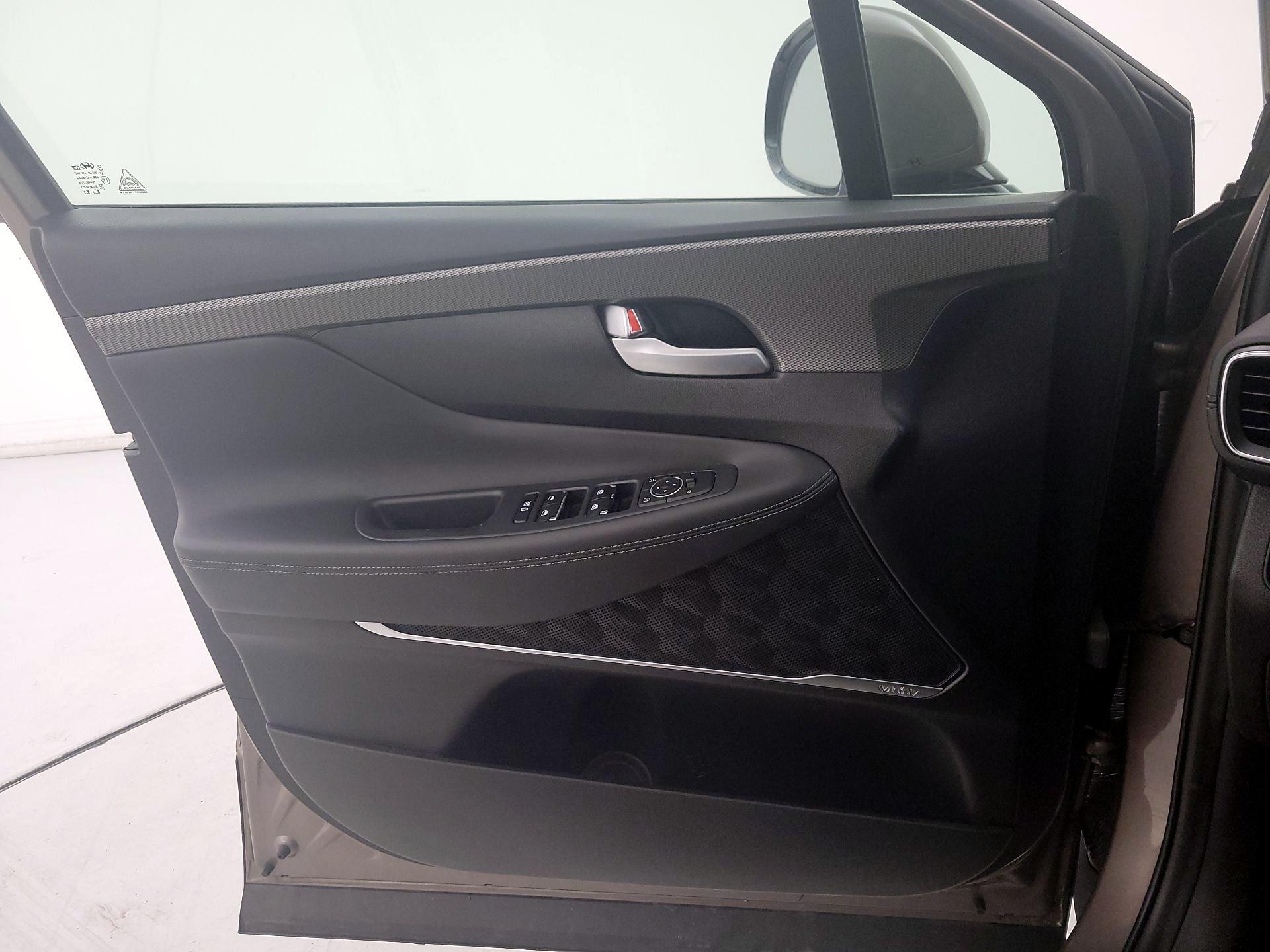 Thumbnail: 2019 Hyundai Santa Fe - 12