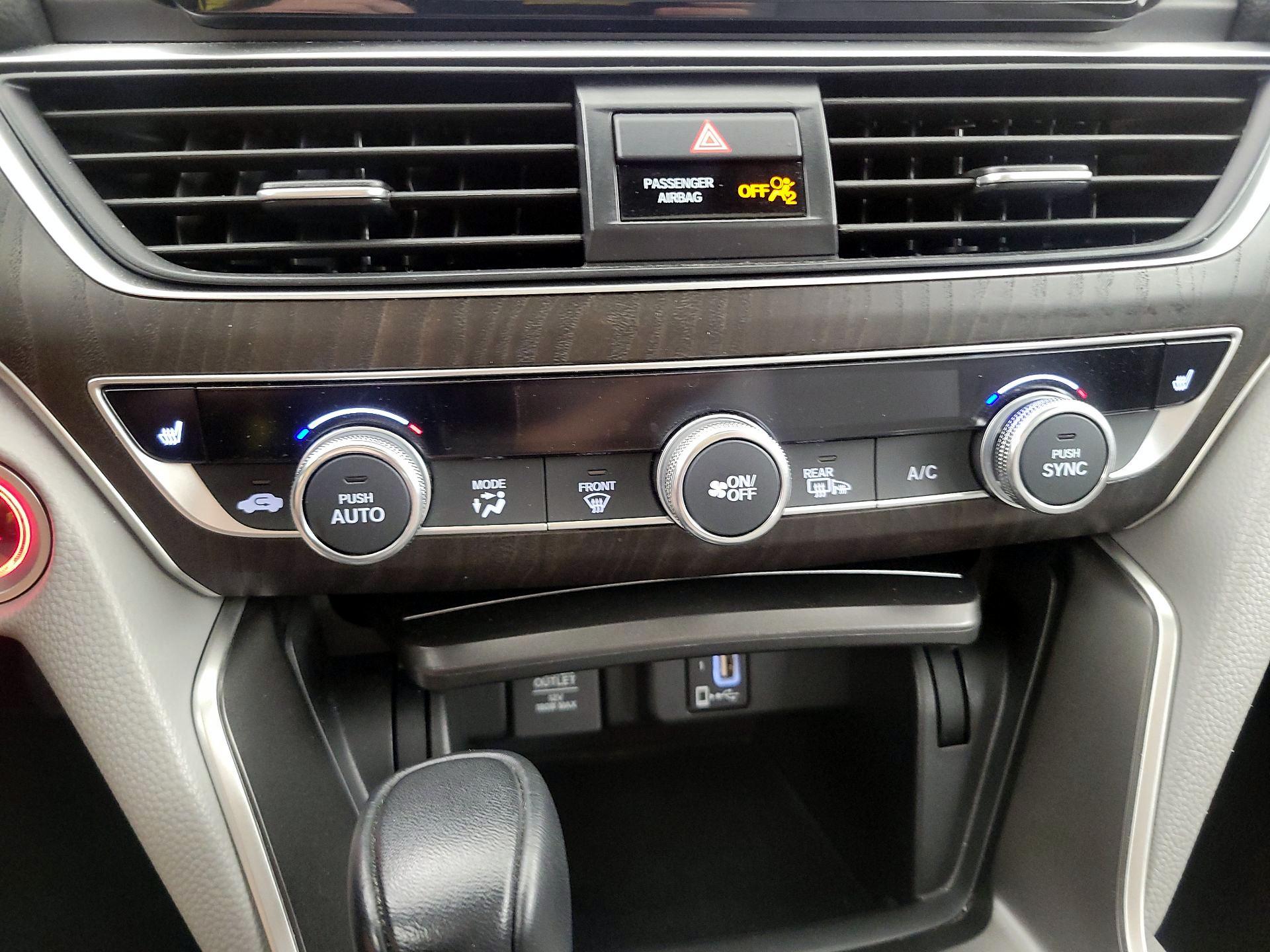Thumbnail: 2019 Honda Accord - 16