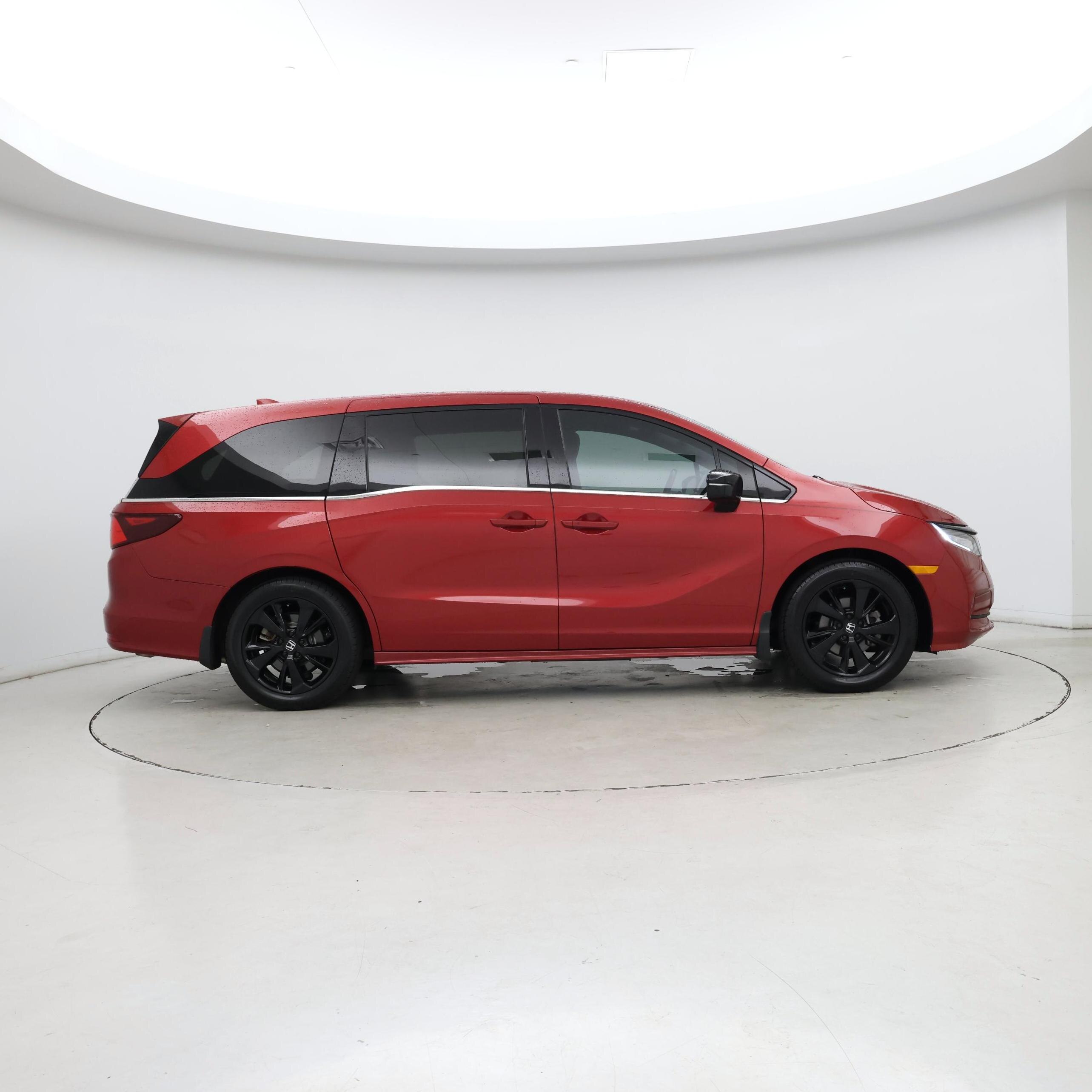 Thumbnail: 2023 Honda Odyssey - 7