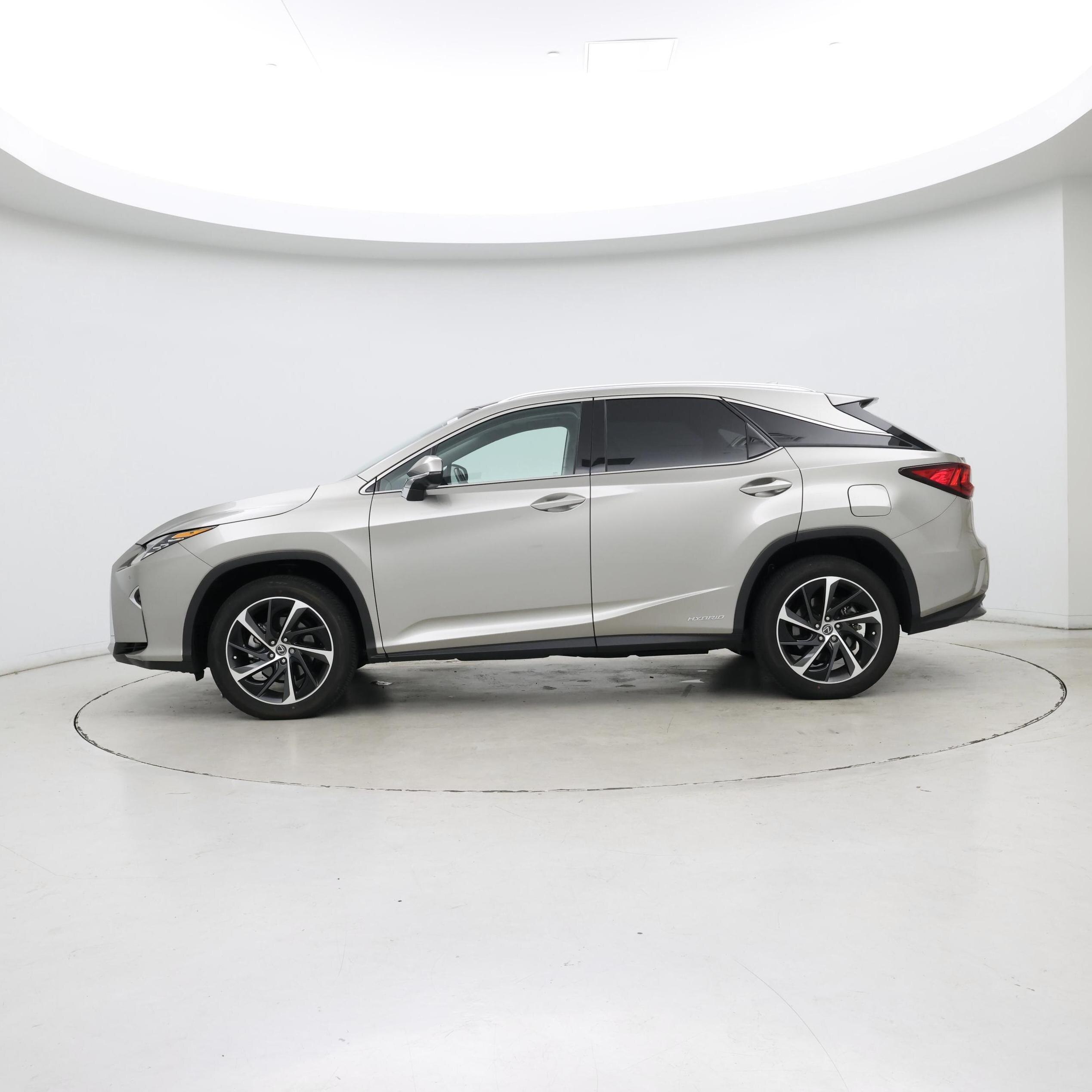 Thumbnail: 2018 Lexus RX - 3