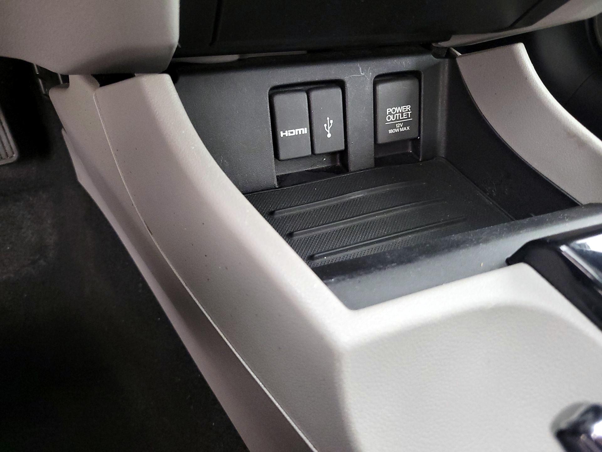 Thumbnail: 2015 Honda Civic - 18