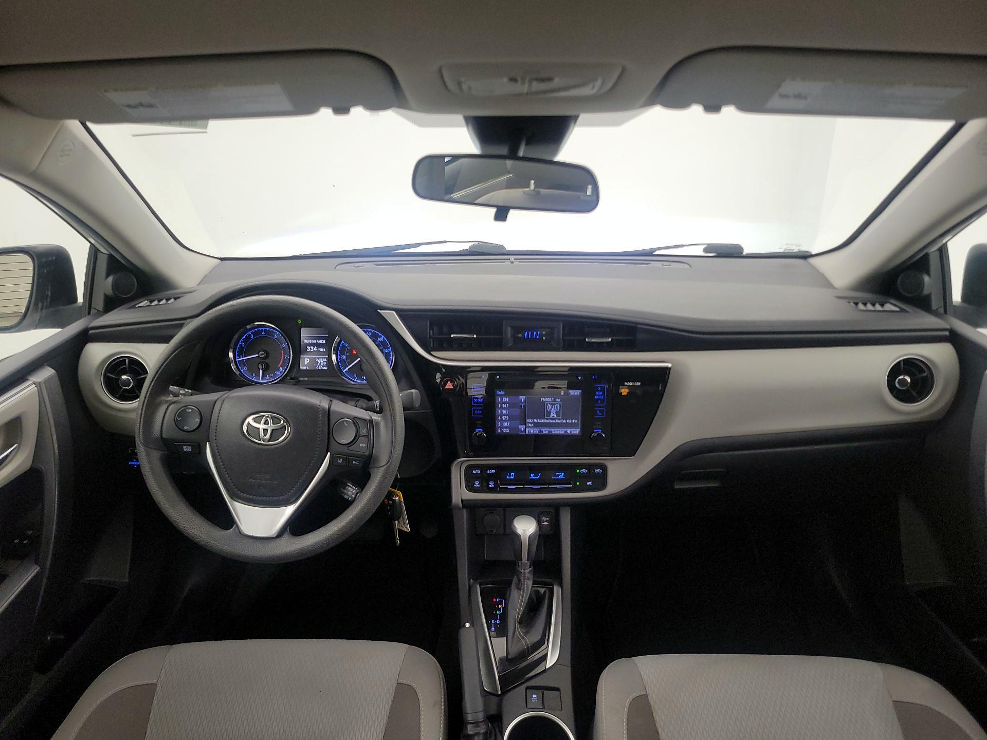 Thumbnail: 2017 Toyota Corolla - 9