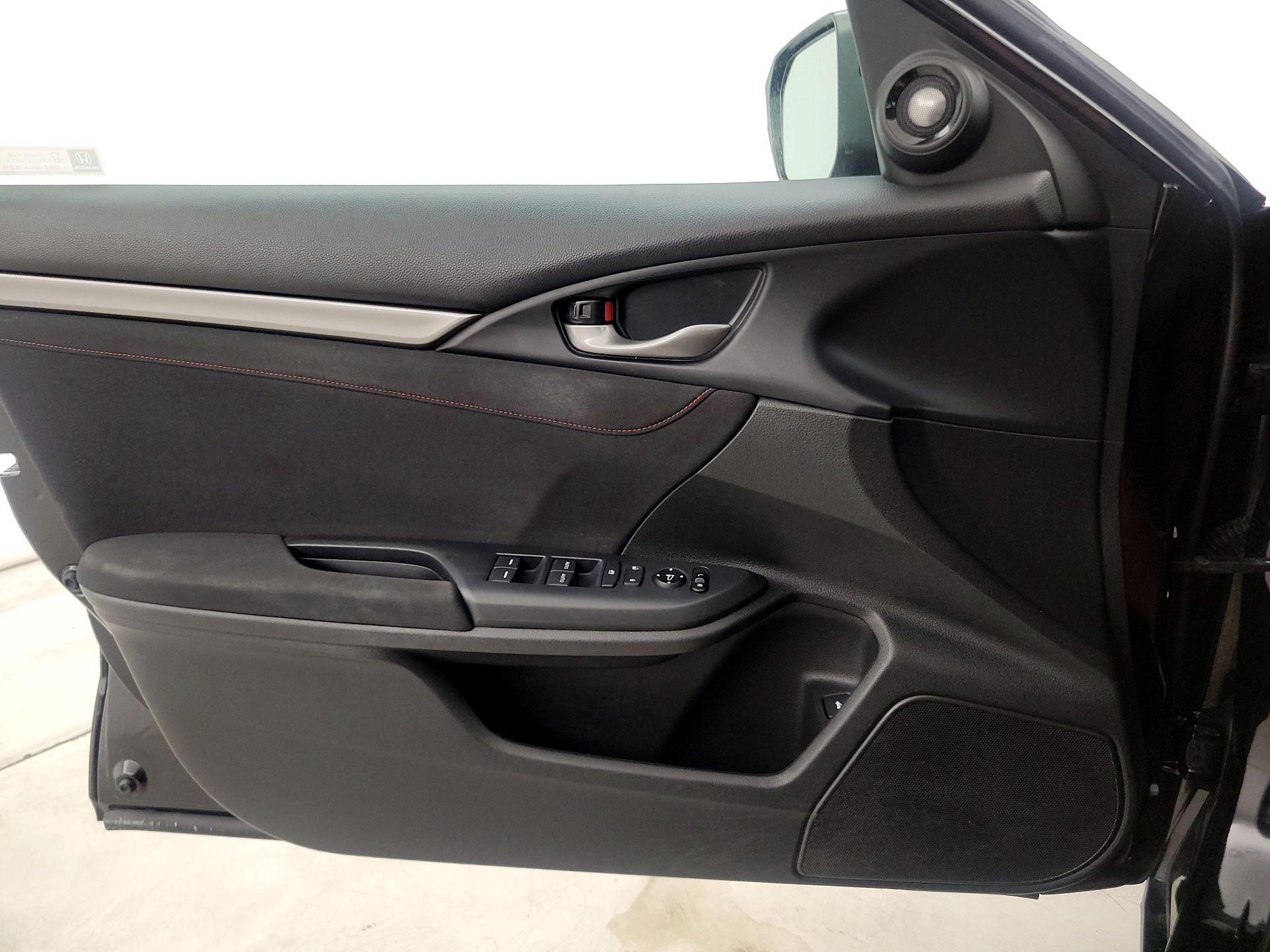 Thumbnail: 2018 Honda Civic - 12