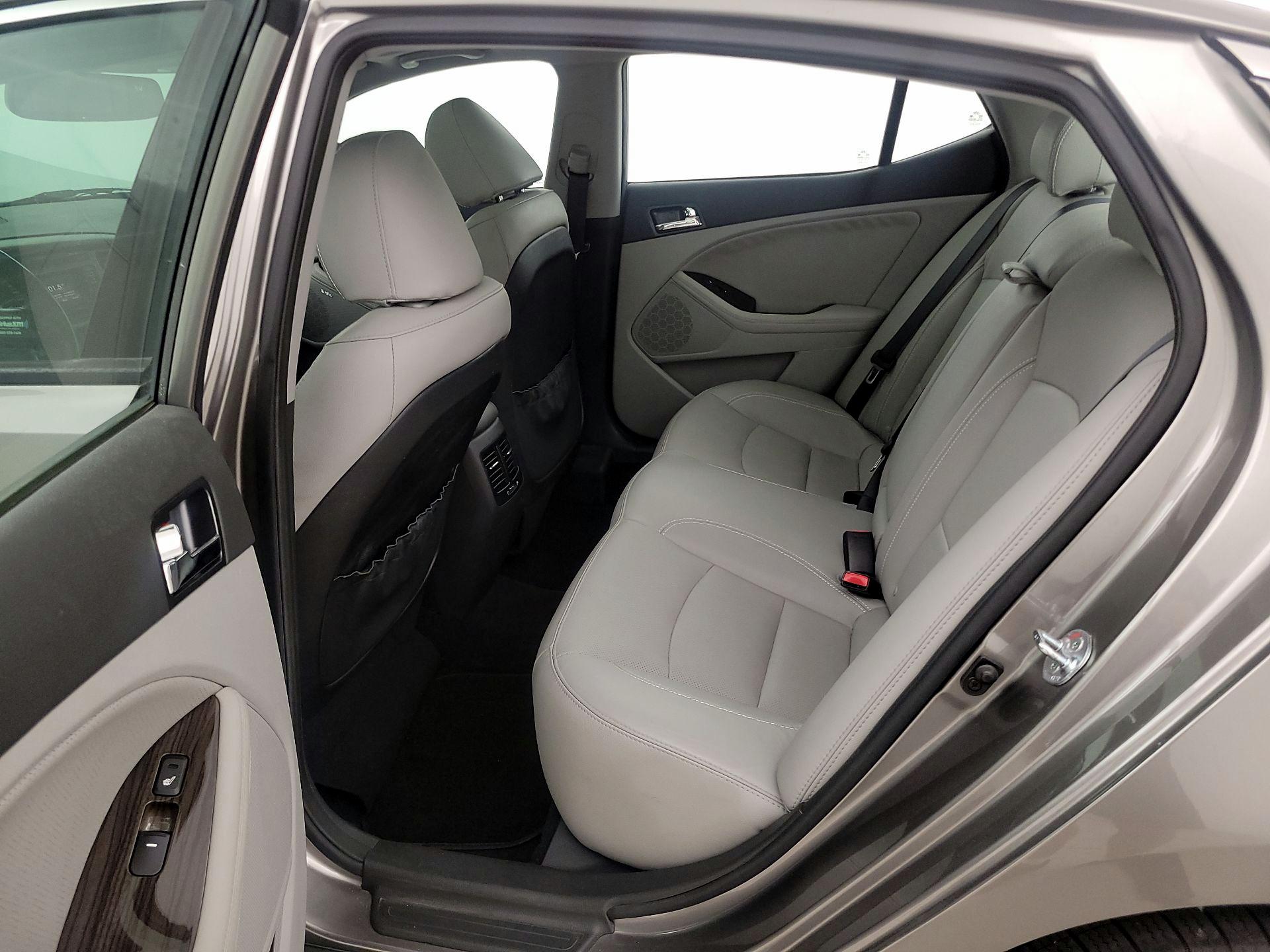 Thumbnail: 2013 Kia Optima - 20
