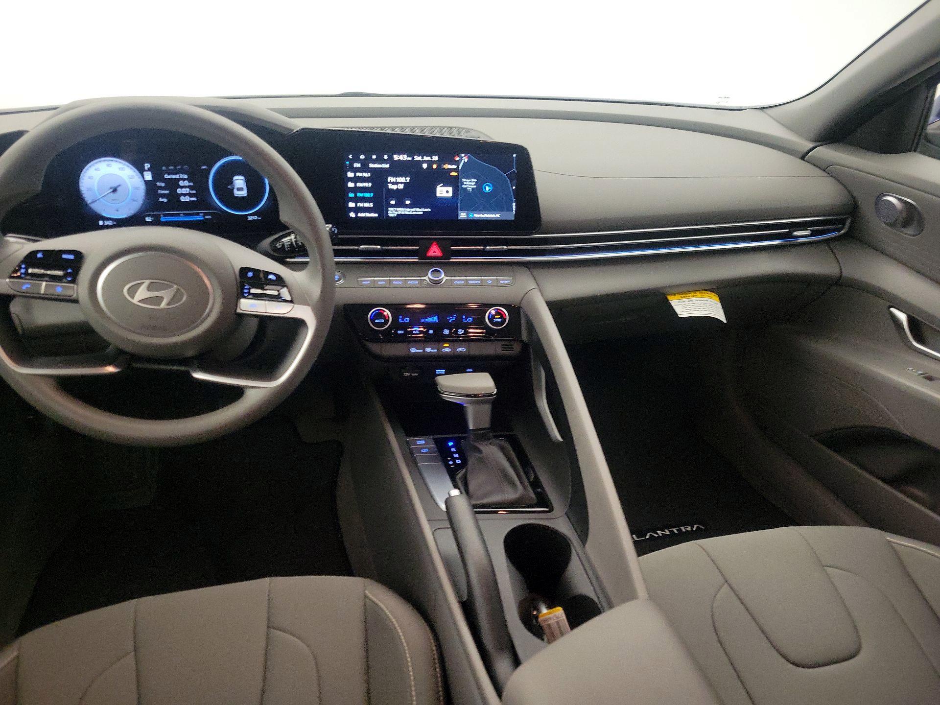 Thumbnail: 2024 Hyundai Elantra - 9