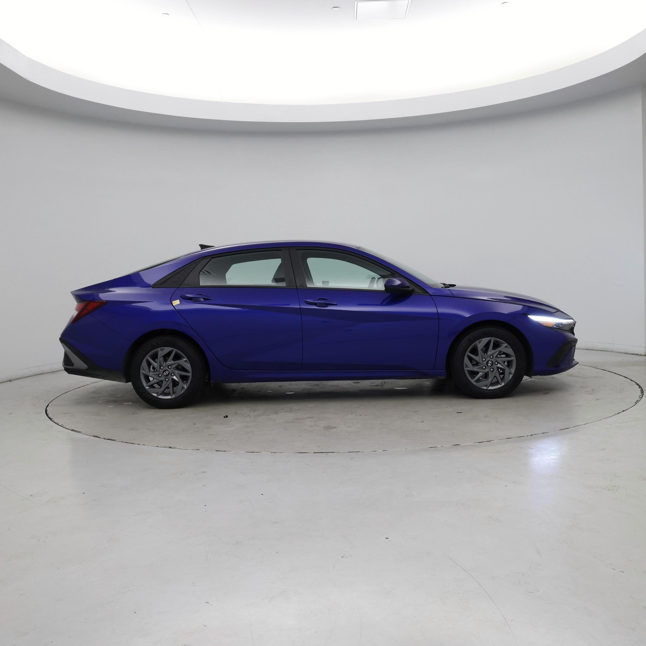 Thumbnail: 2024 Hyundai Elantra - 7