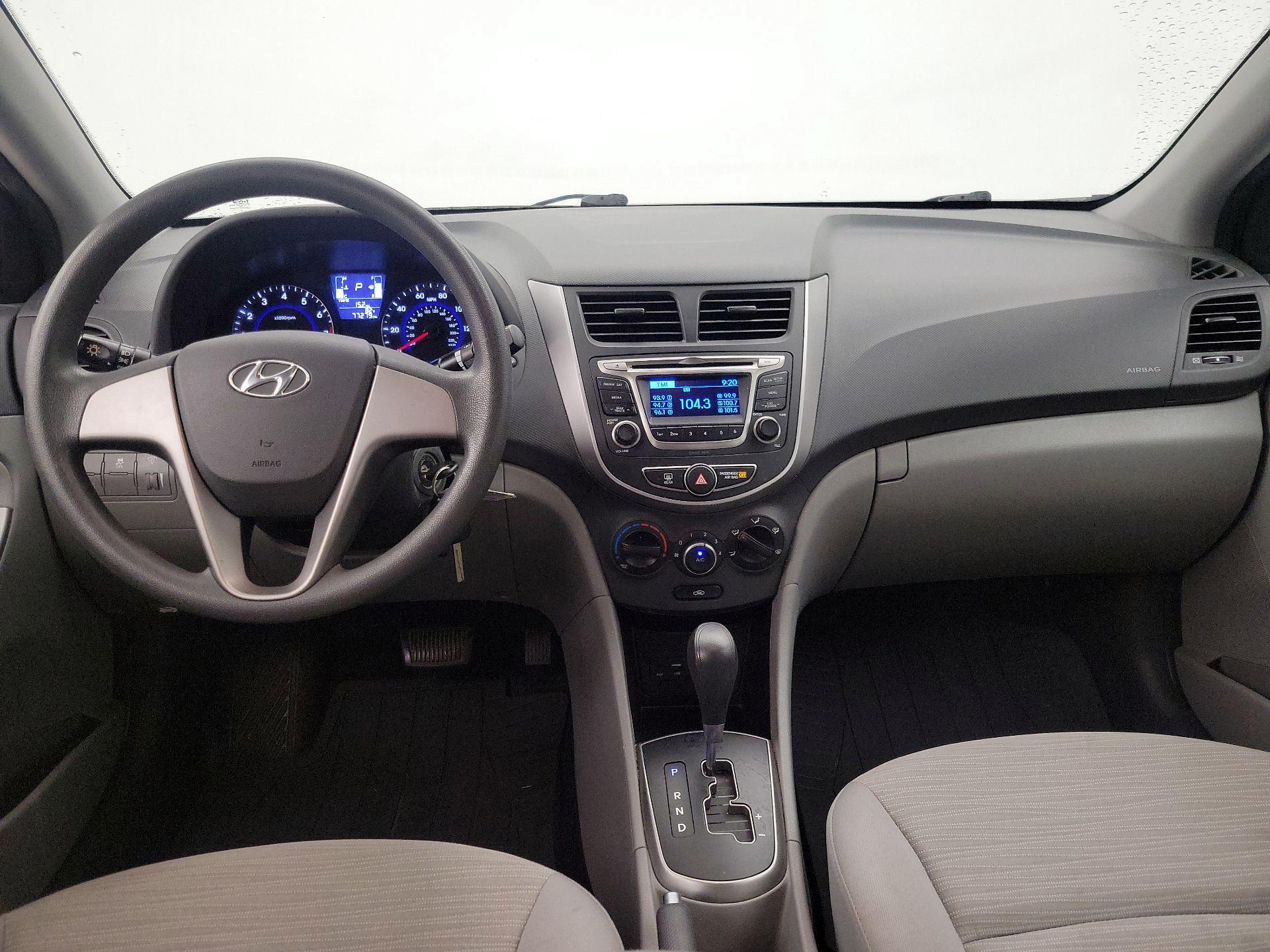 Thumbnail: 2016 Hyundai Accent - 9
