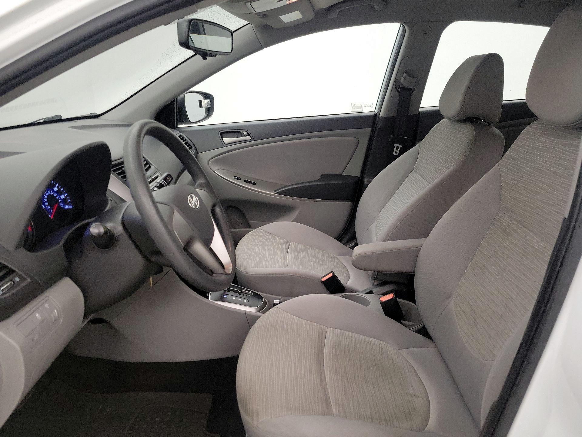 Thumbnail: 2016 Hyundai Accent - 11