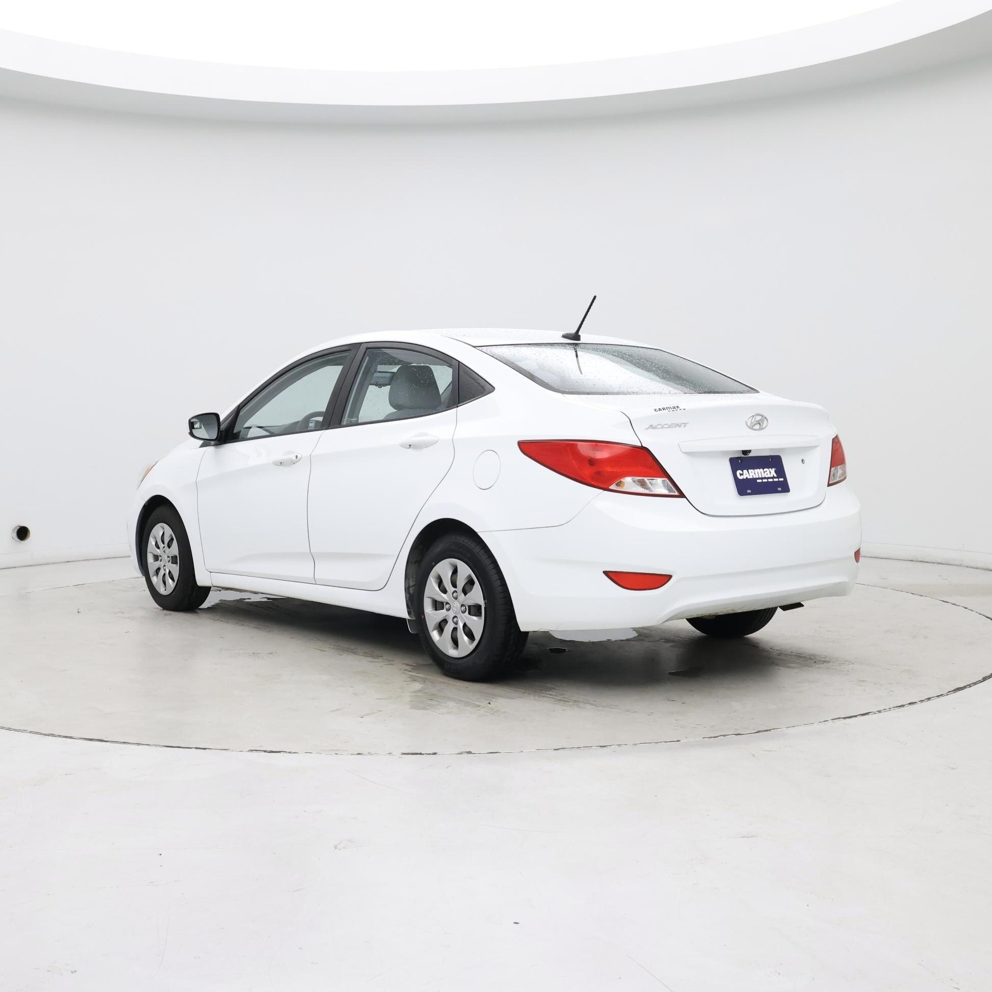 Thumbnail: 2016 Hyundai Accent - 2