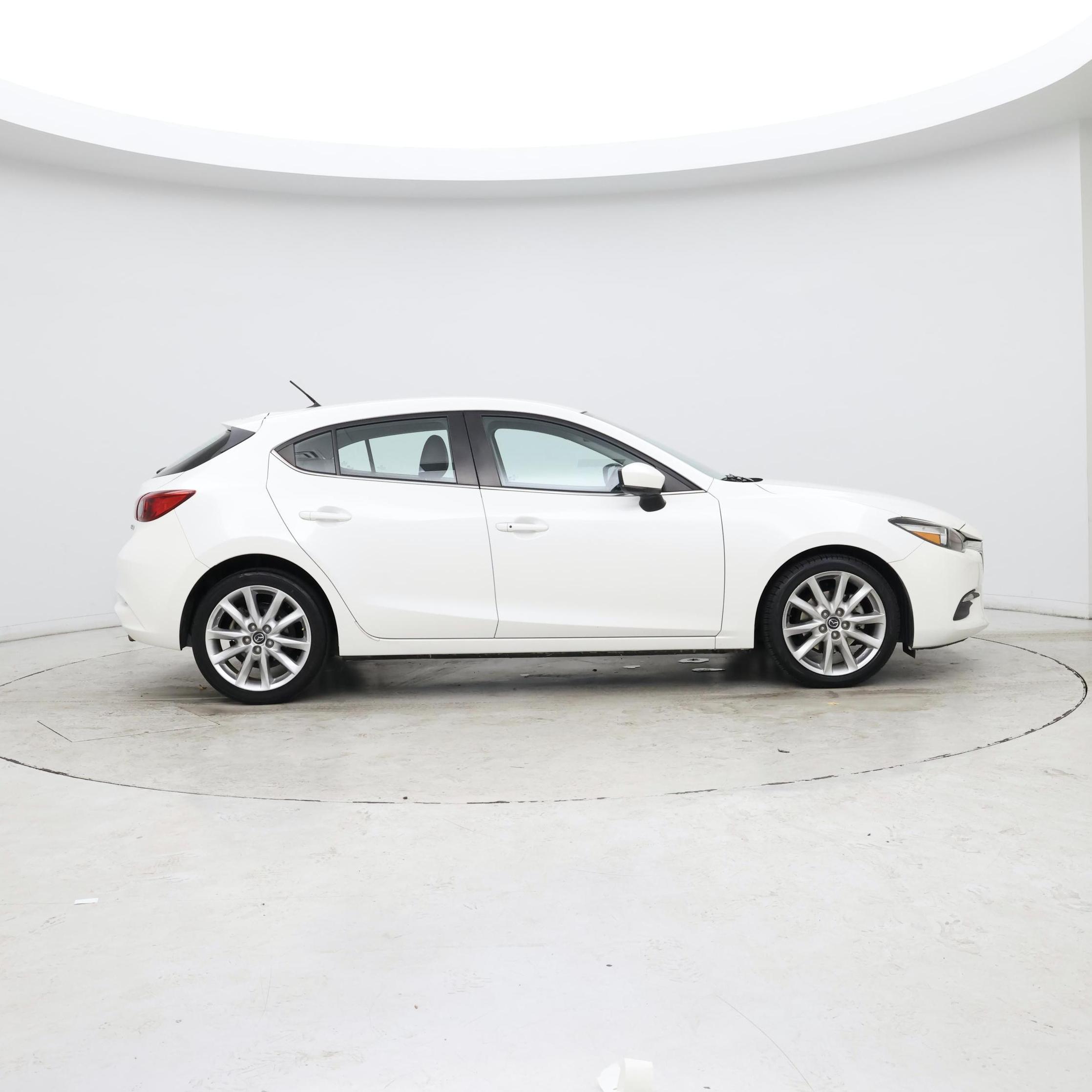 Thumbnail: 2017 Mazda Mazda3 - 7