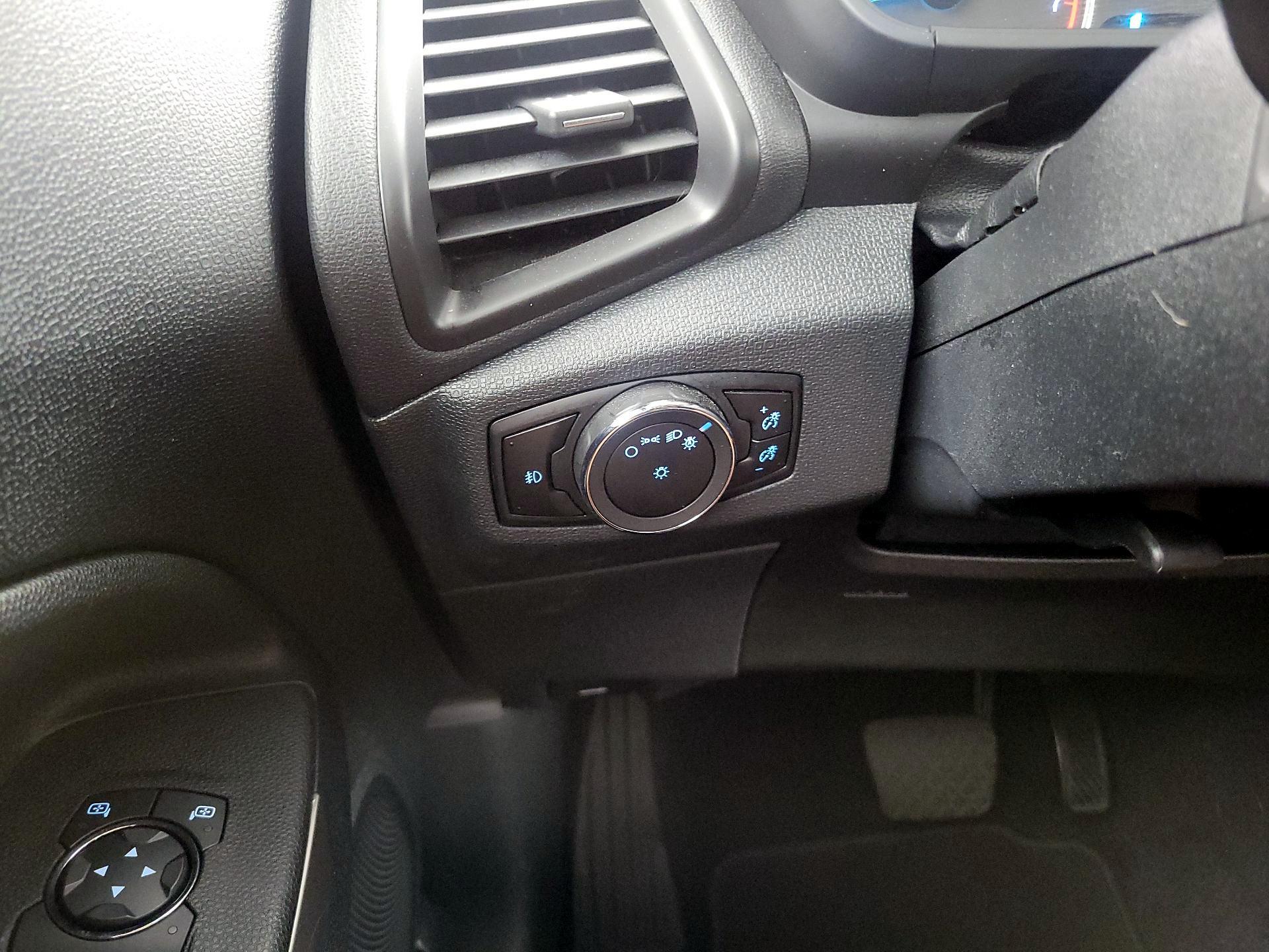 Thumbnail: 2019 Ford EcoSport - 13