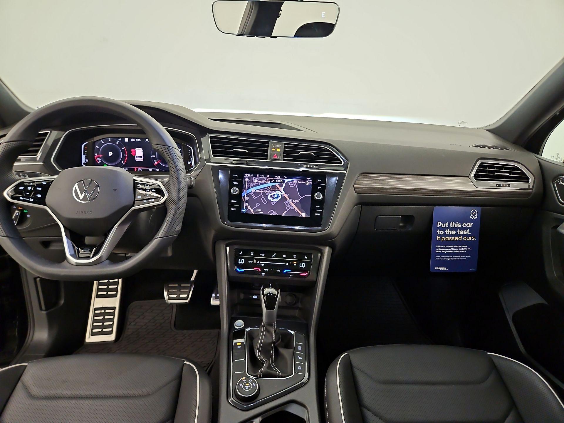 Thumbnail: 2024 Volkswagen Tiguan - 9