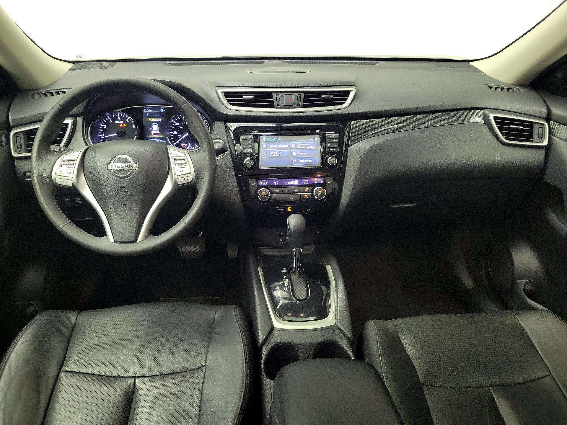 Thumbnail: 2015 Nissan Rogue - 9