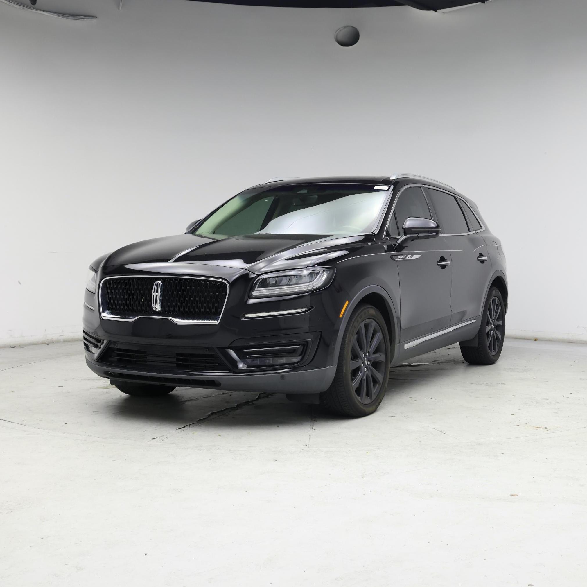 Thumbnail: 2020 Lincoln Nautilus - 4