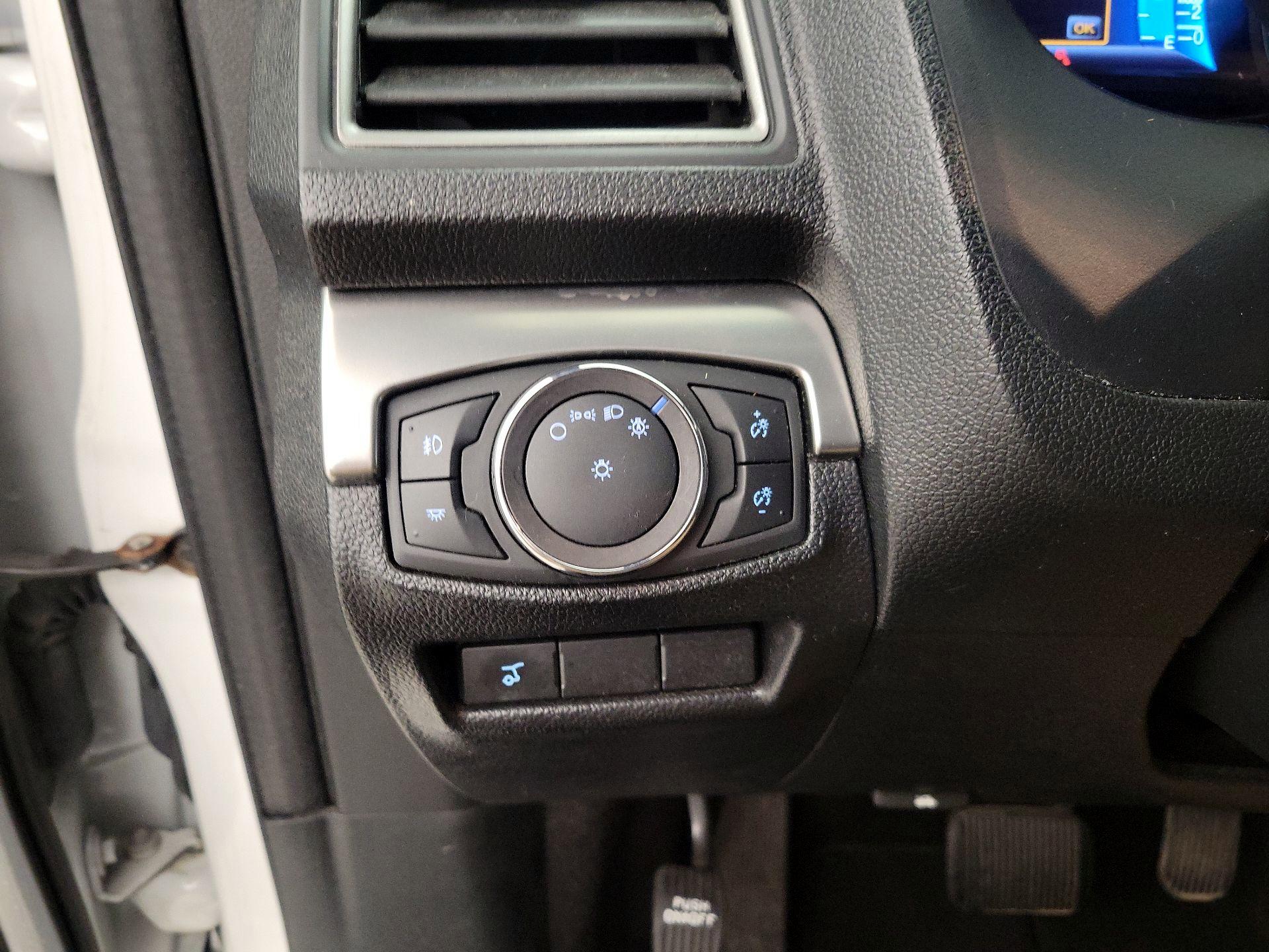 Thumbnail: 2019 Ford Explorer - 13