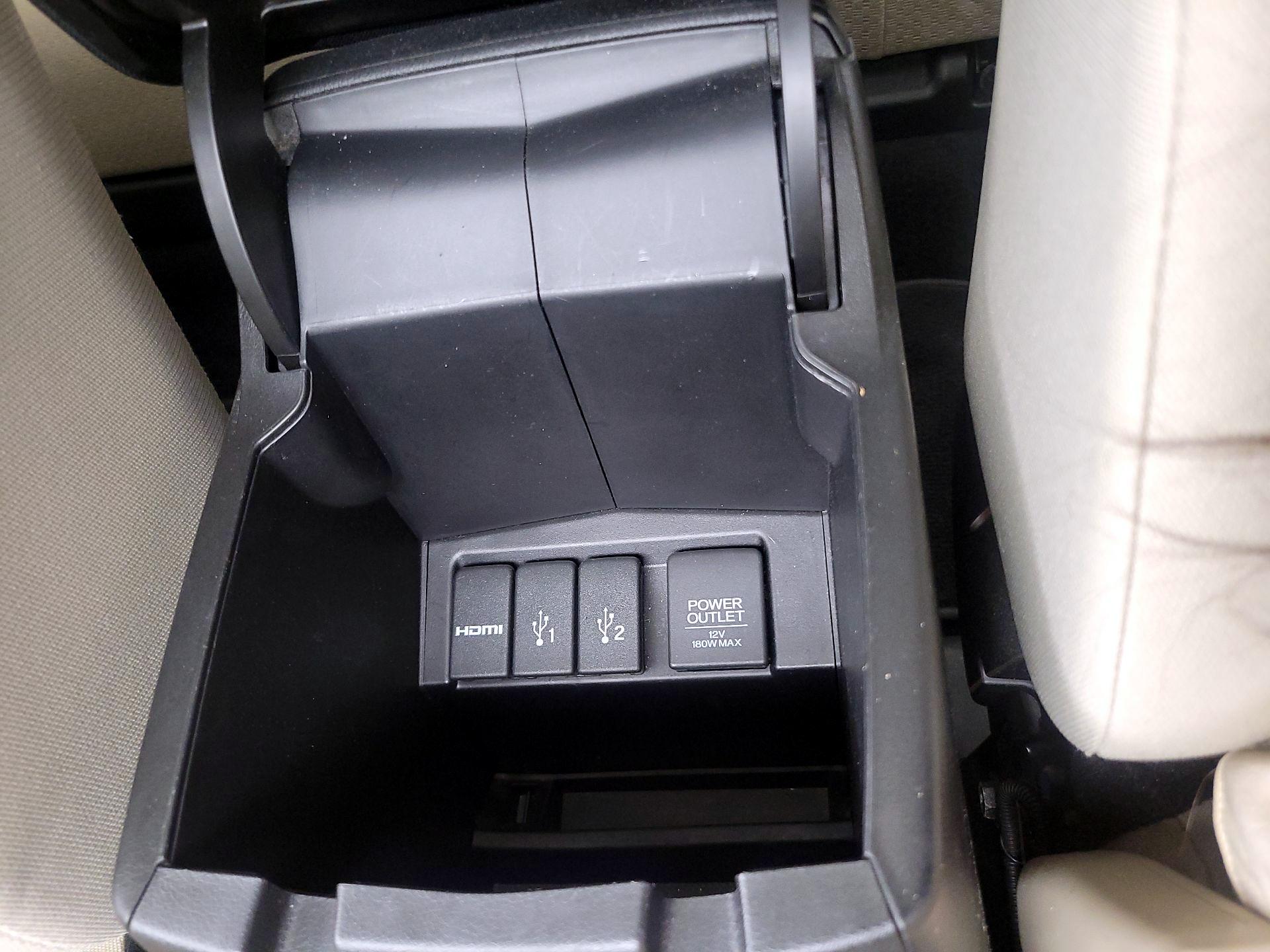 Thumbnail: 2015 Honda CR-V - 18