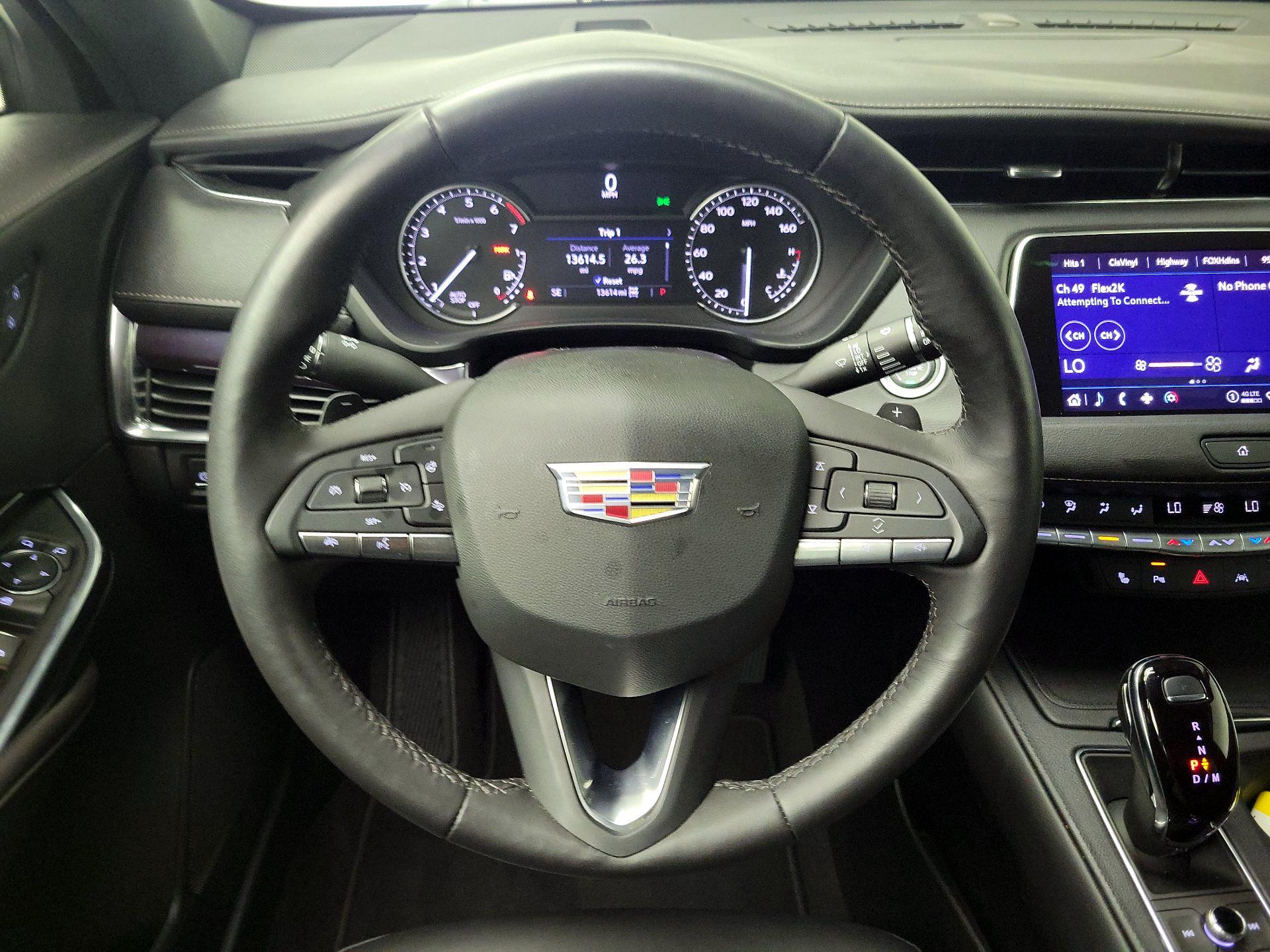 Thumbnail: 2023 Cadillac XT4 - 10