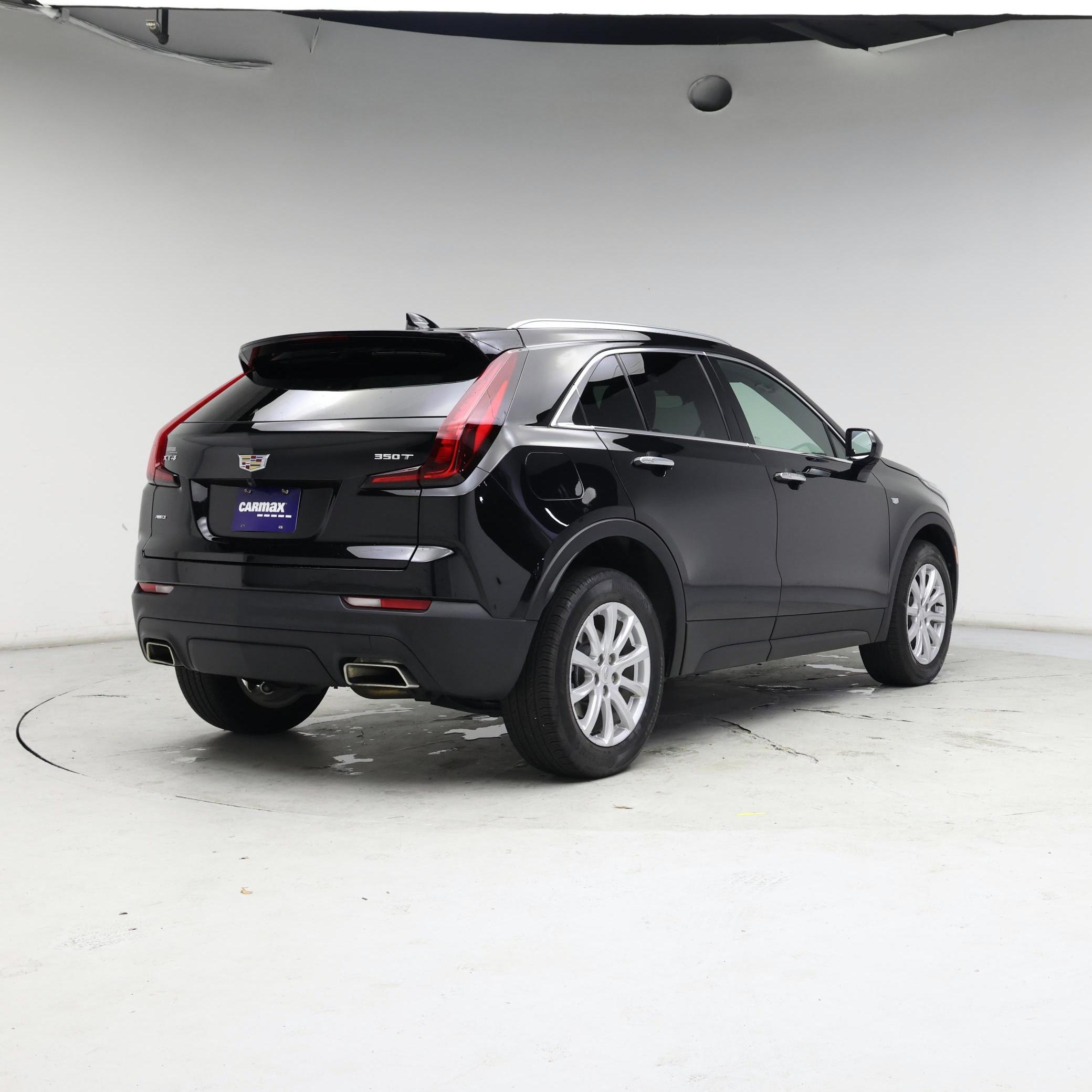 Thumbnail: 2023 Cadillac XT4 - 8
