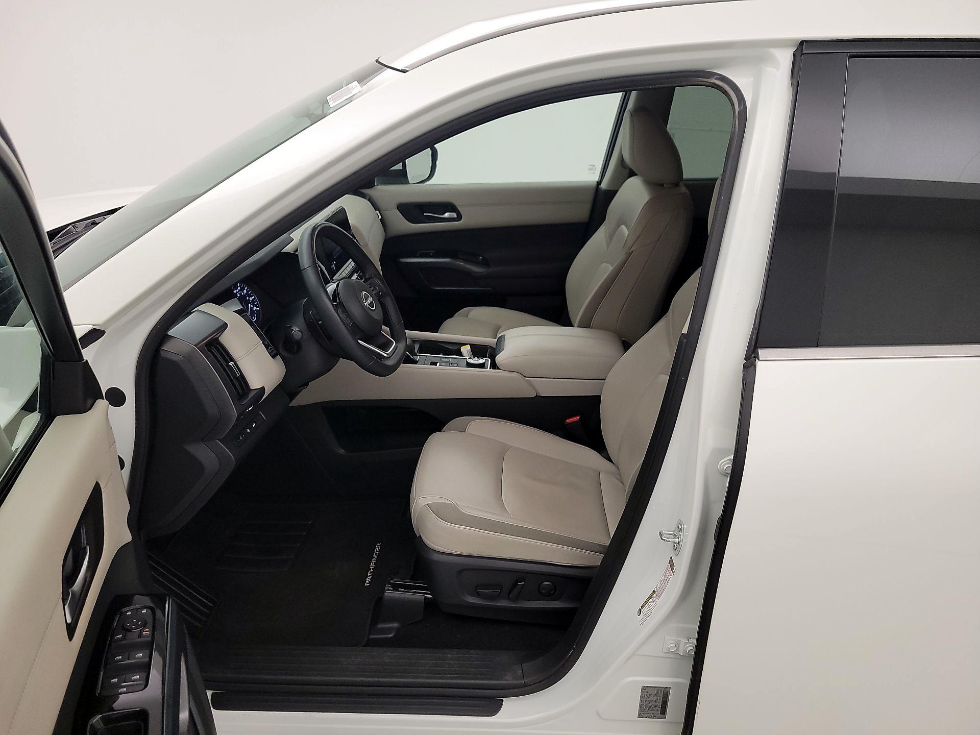 Thumbnail: 2024 Nissan Pathfinder - 11