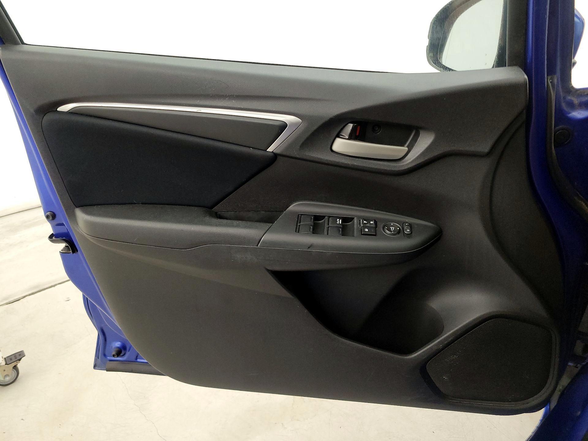 Thumbnail: 2016 Honda Fit - 12