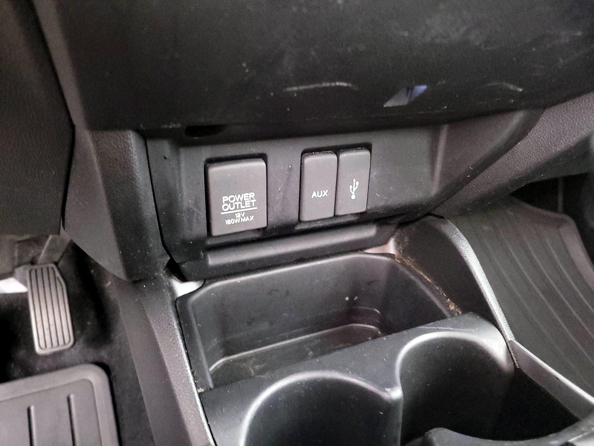 Thumbnail: 2016 Honda Fit - 18