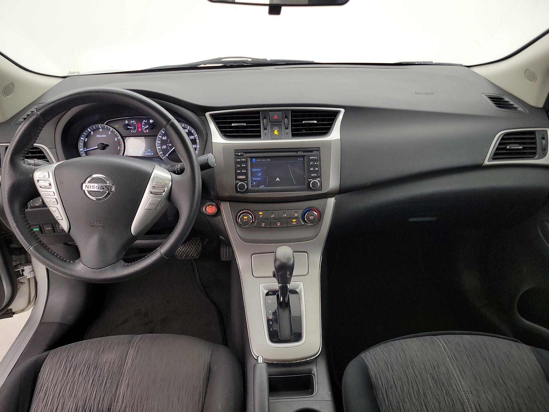 Thumbnail: 2014 Nissan Sentra - 9