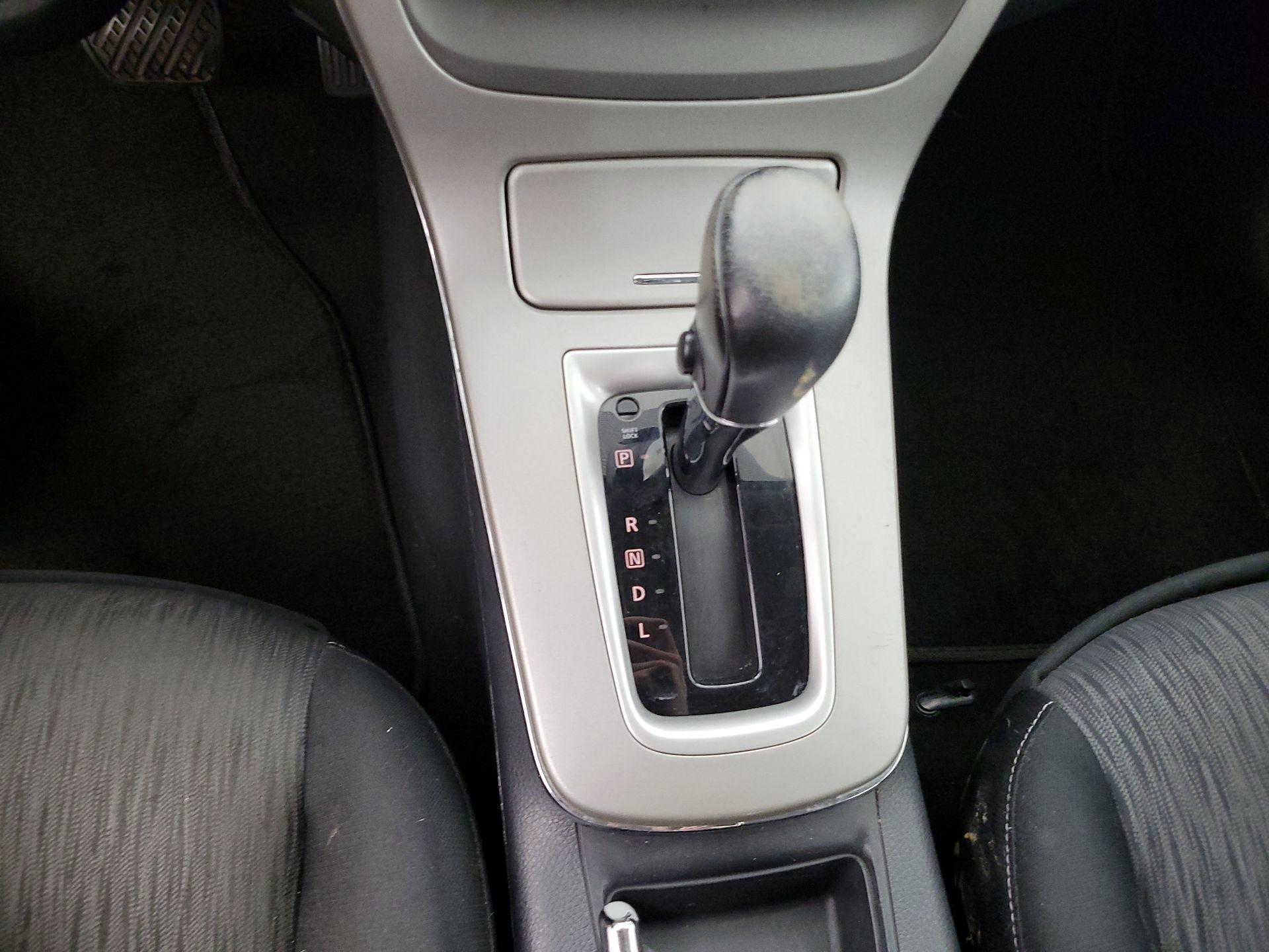 Thumbnail: 2014 Nissan Sentra - 18