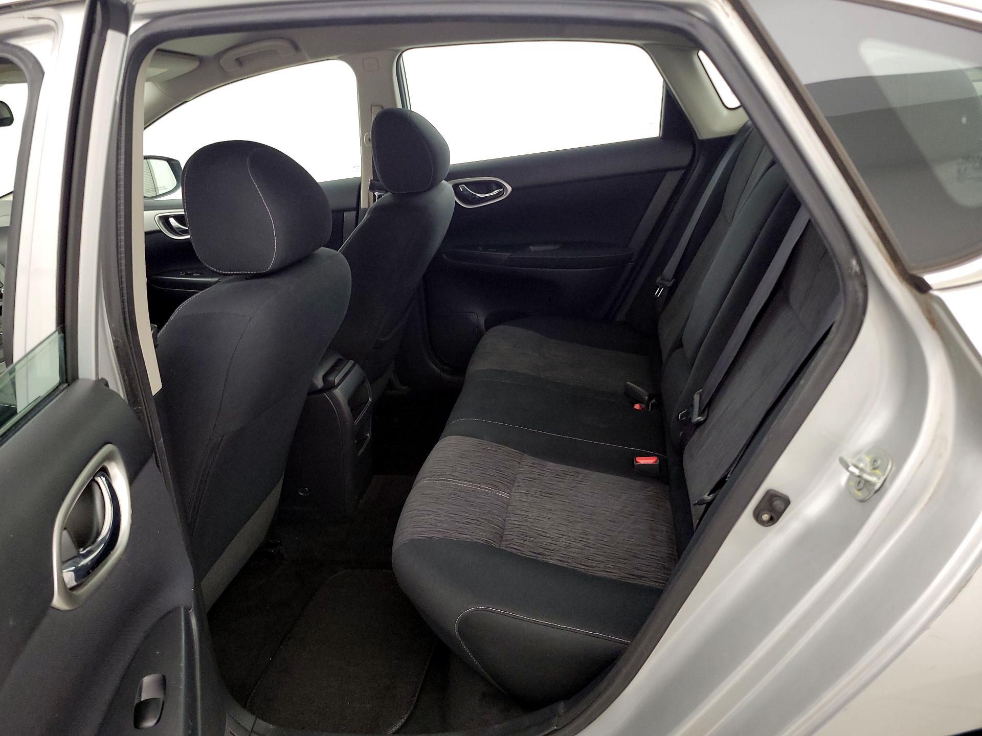Thumbnail: 2014 Nissan Sentra - 20