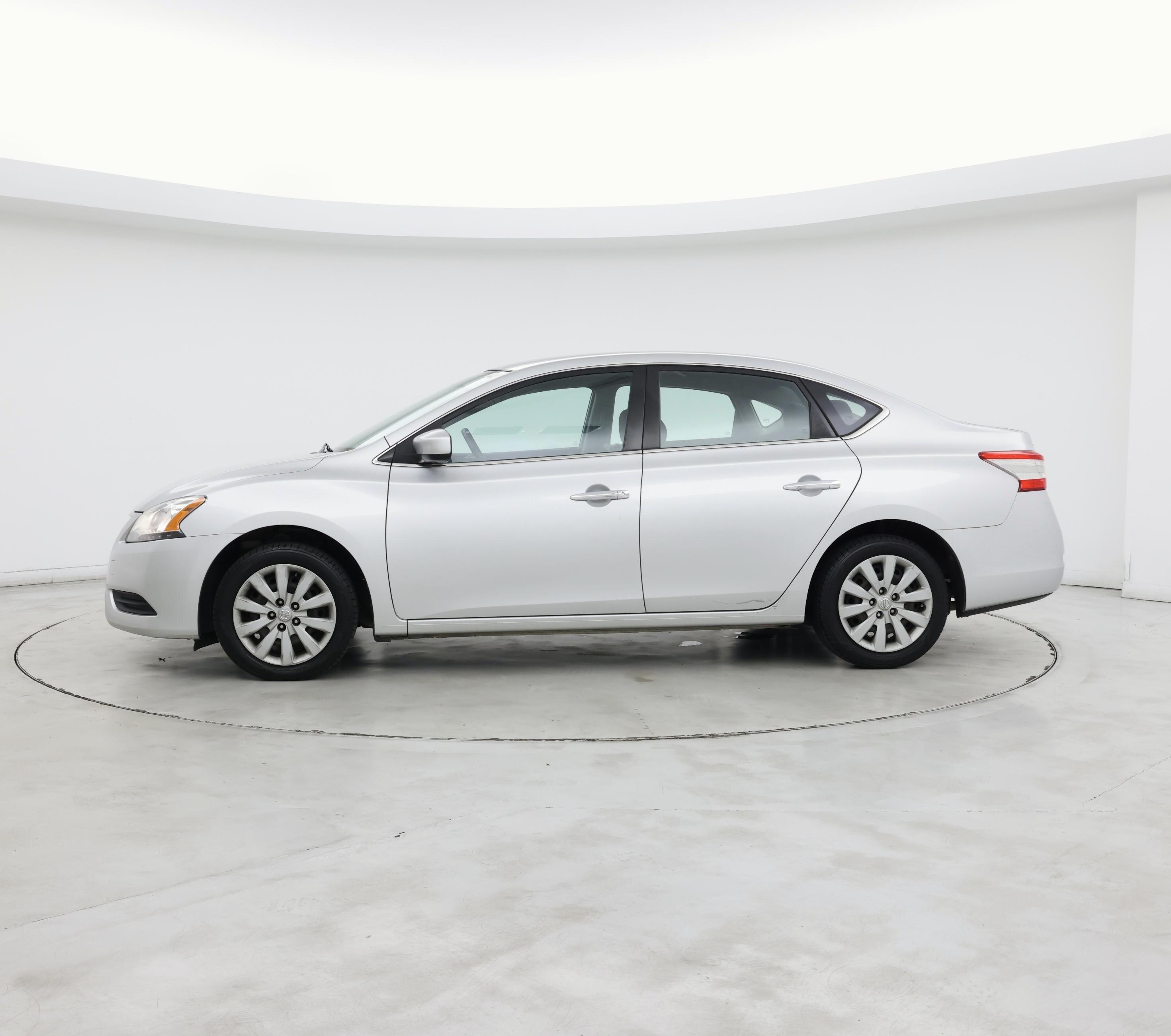 Thumbnail: 2014 Nissan Sentra - 3