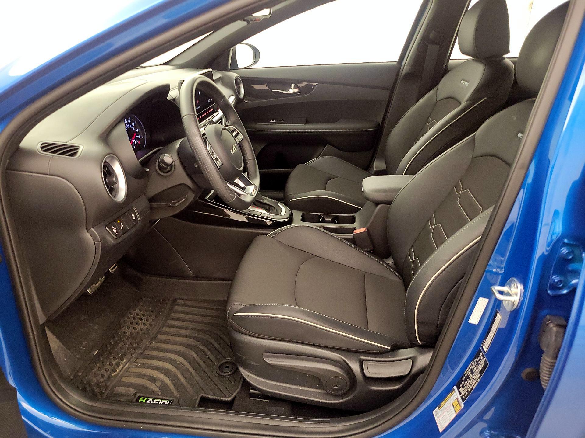 Thumbnail: 2024 Kia Forte - 11