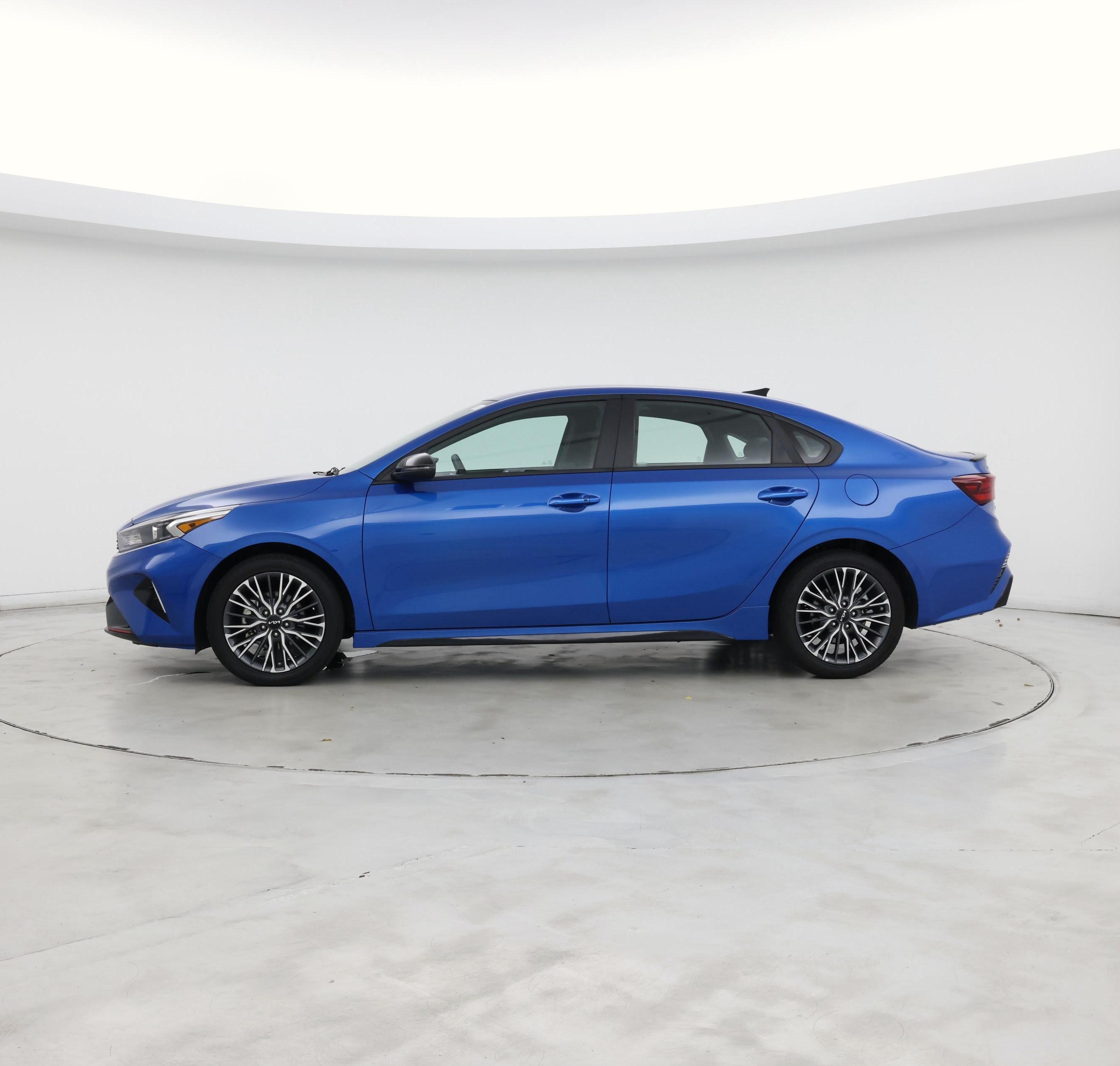Thumbnail: 2024 Kia Forte - 3