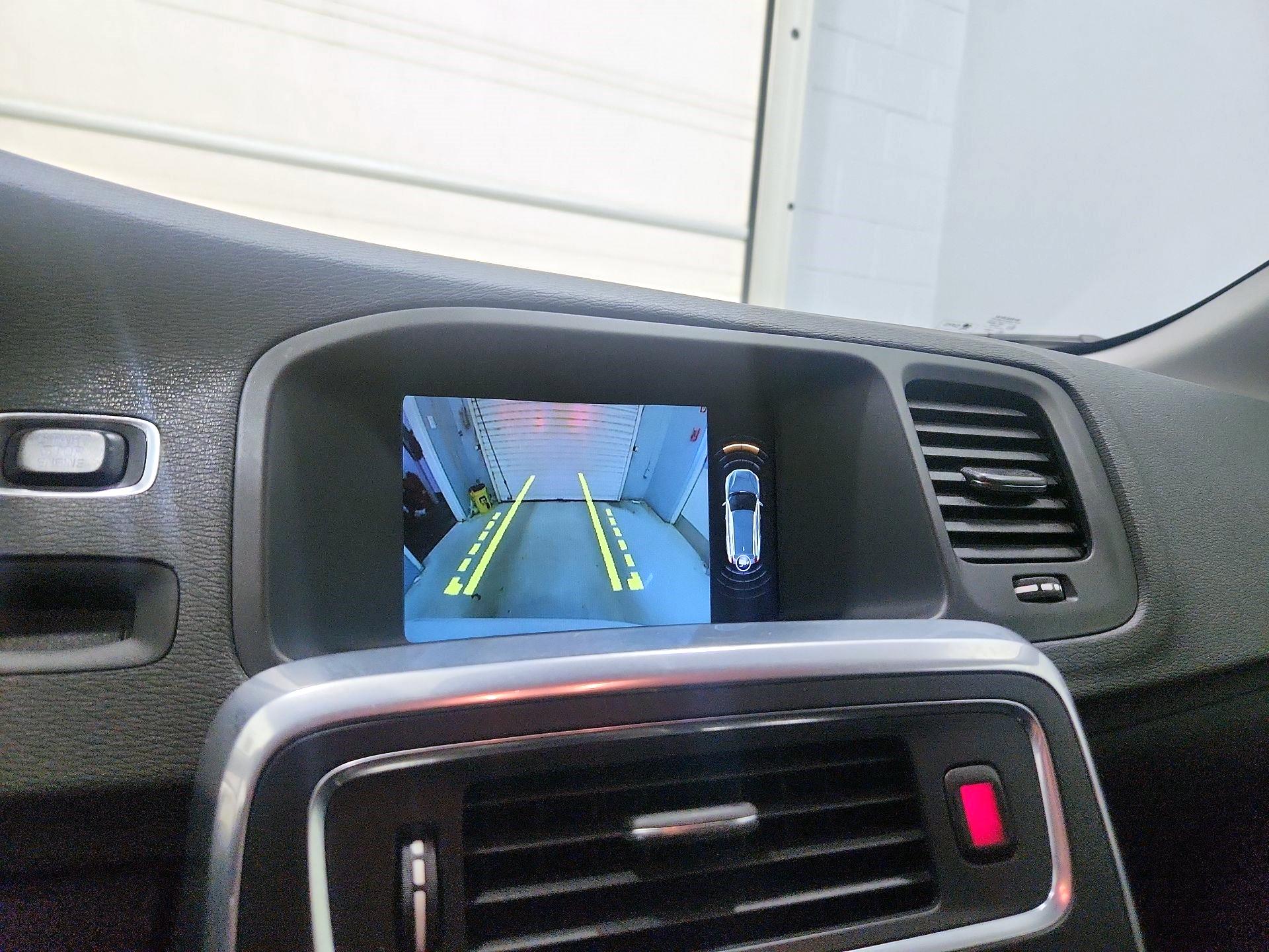 Thumbnail: 2016 Volvo S60 - 15
