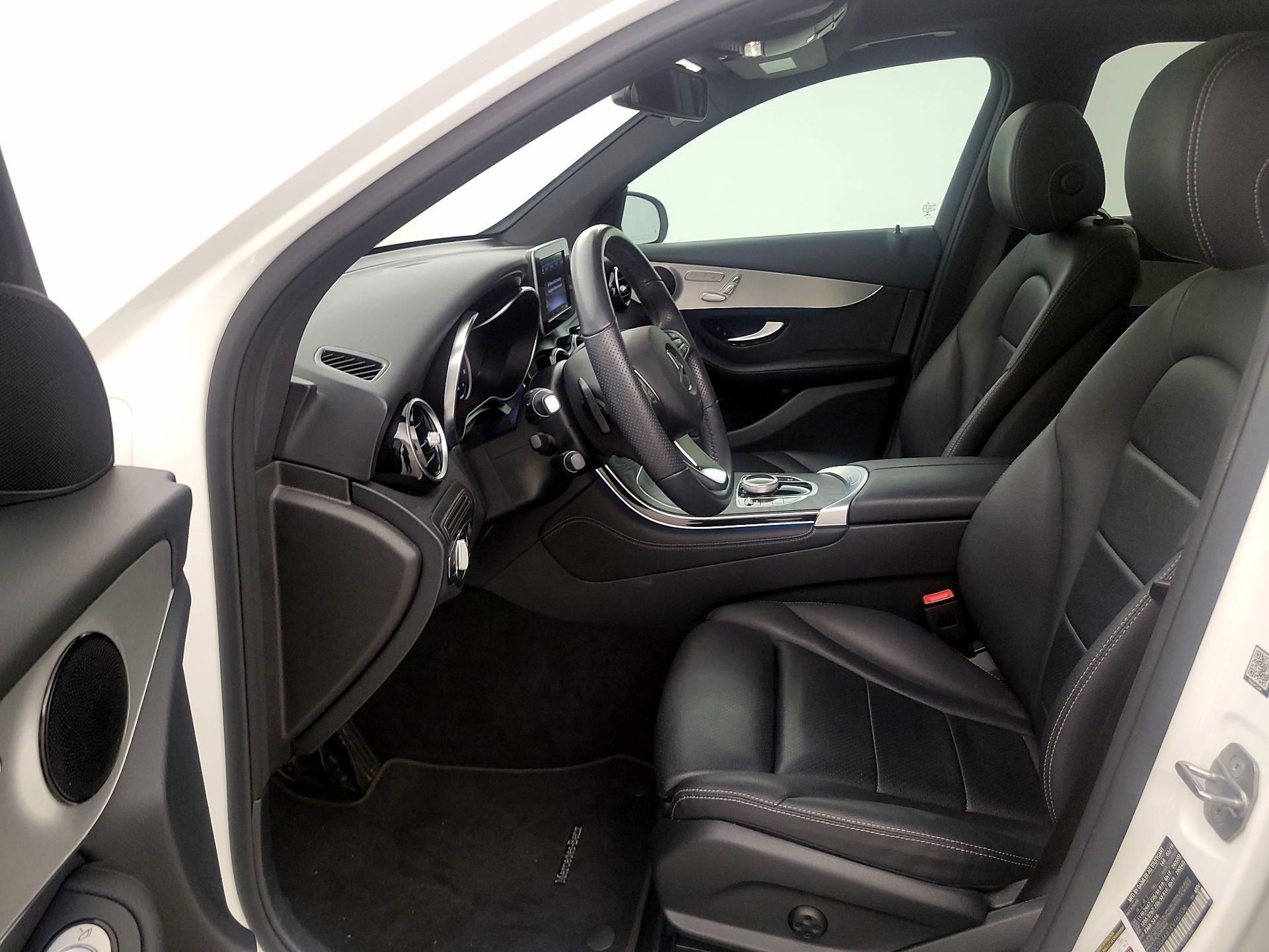 Thumbnail: 2019 Mercedes-Benz GLC - 11