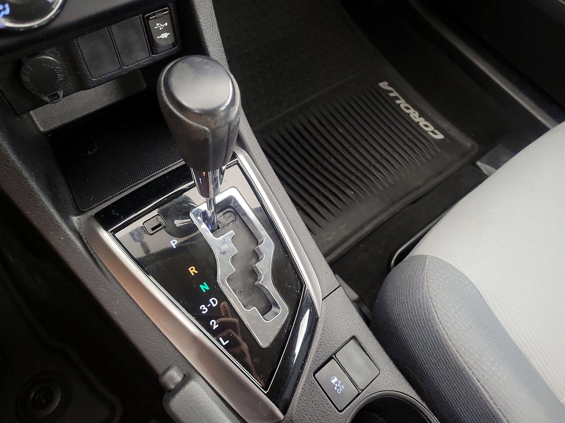 Thumbnail: 2016 Toyota Corolla - 16