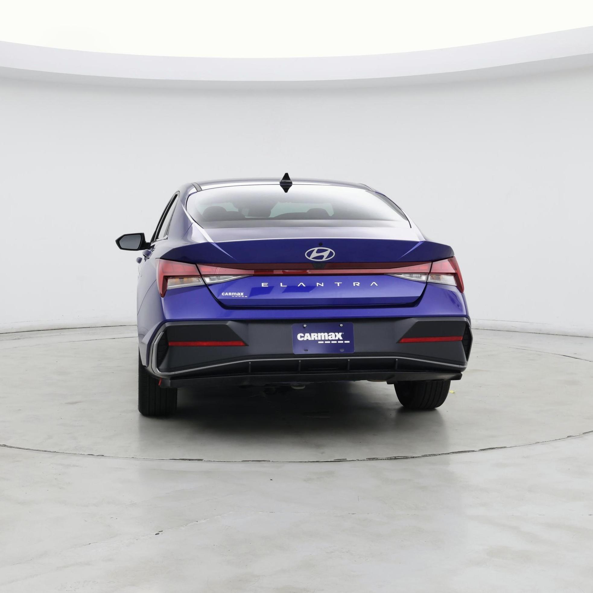 Thumbnail: 2024 Hyundai Elantra - 6