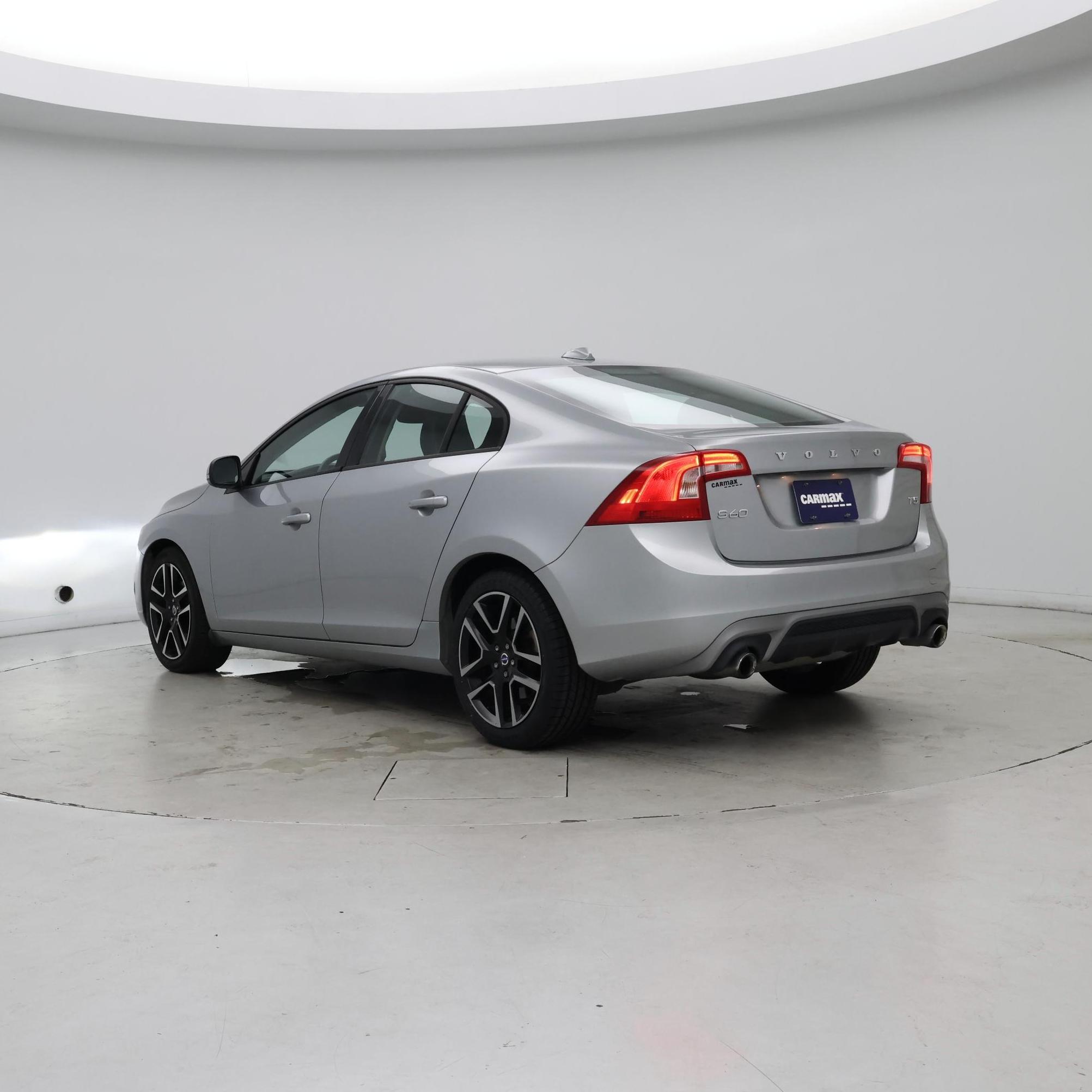 Thumbnail: 2017 Volvo S60 - 2