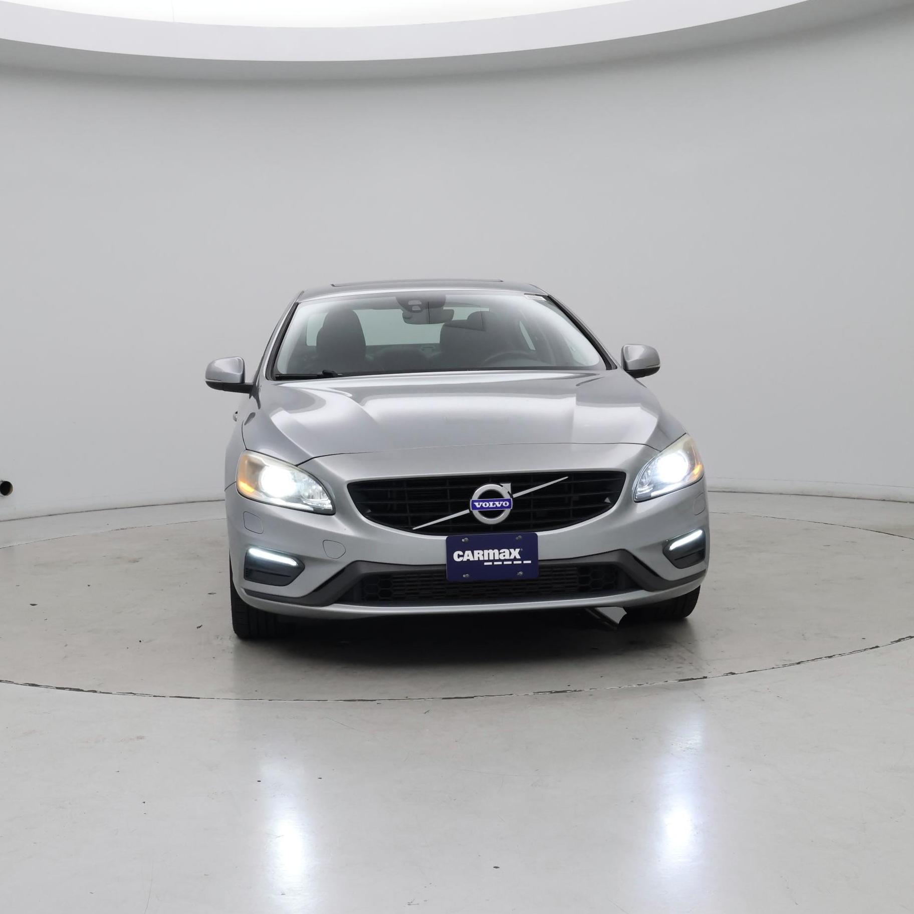 Thumbnail: 2017 Volvo S60 - 5