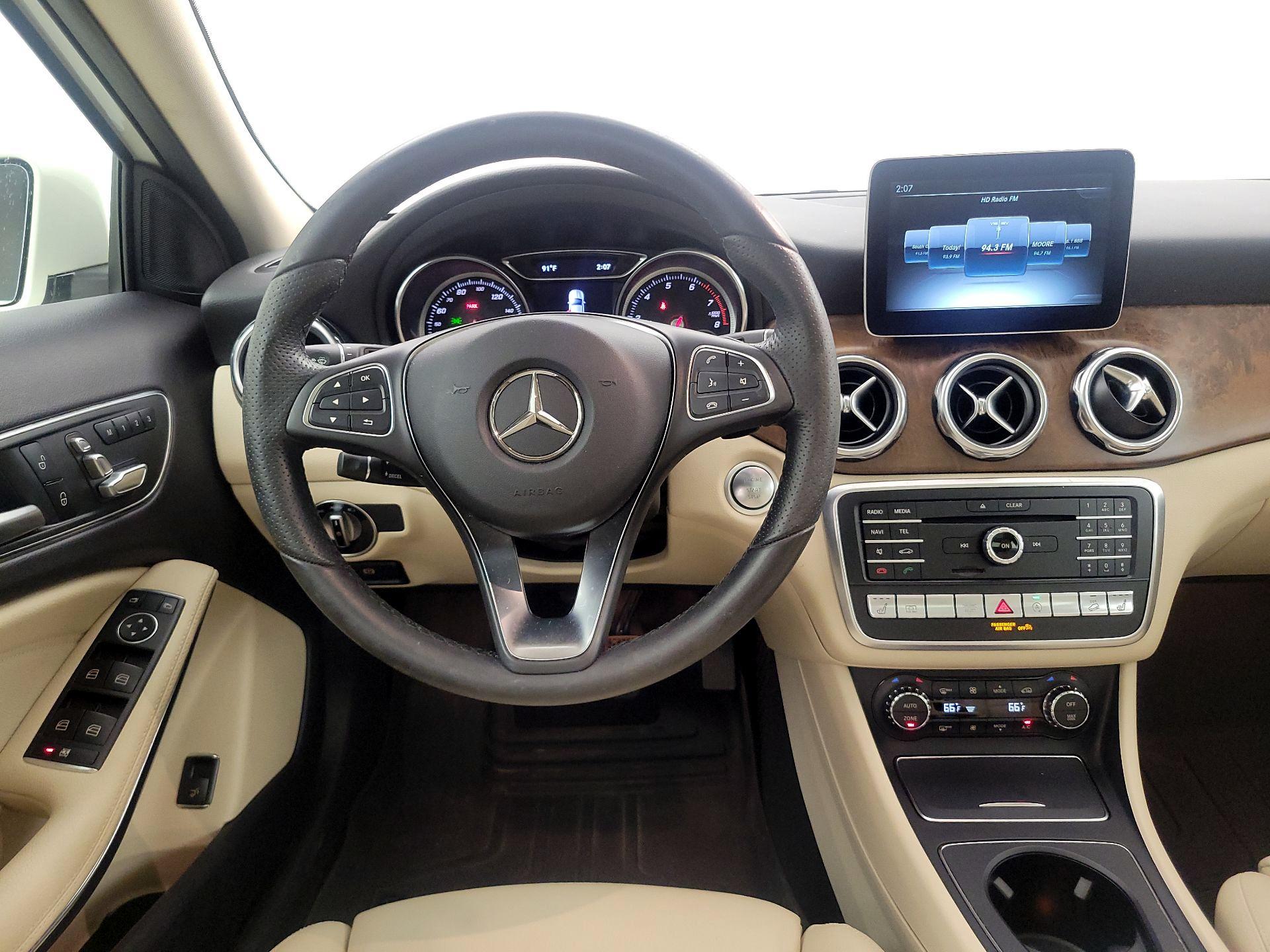 Thumbnail: 2018 Mercedes-Benz GLA - 10