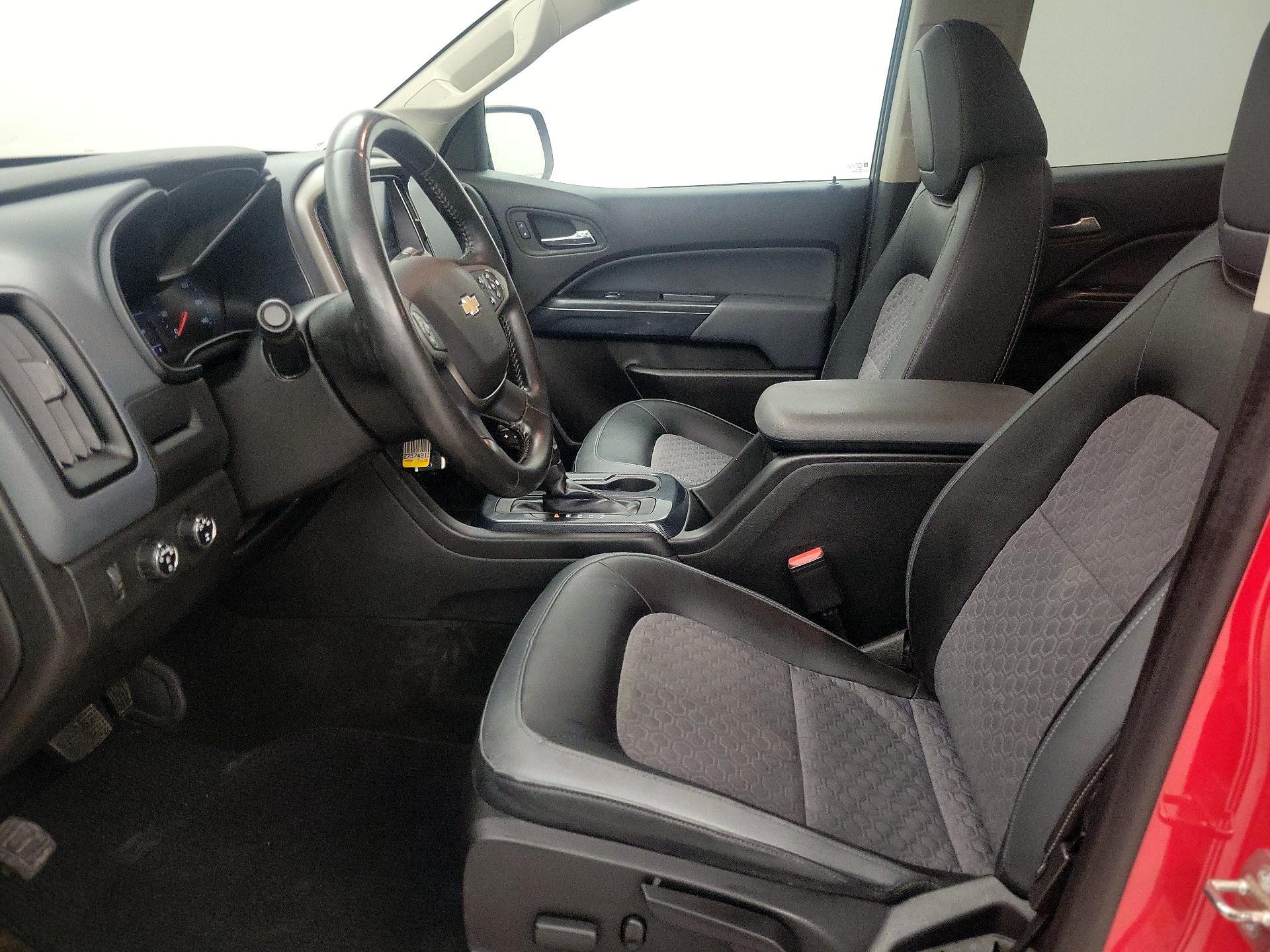 Thumbnail: 2015 Chevrolet Colorado - 11