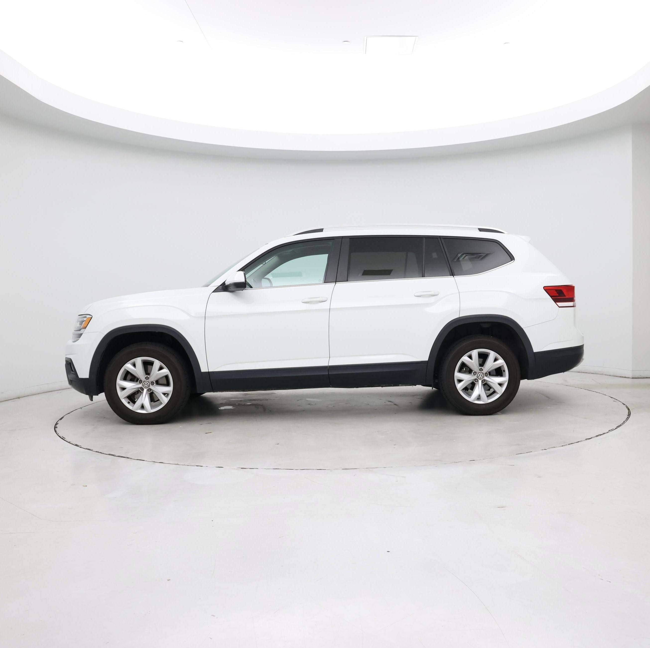 Thumbnail: 2019 Volkswagen Atlas - 3