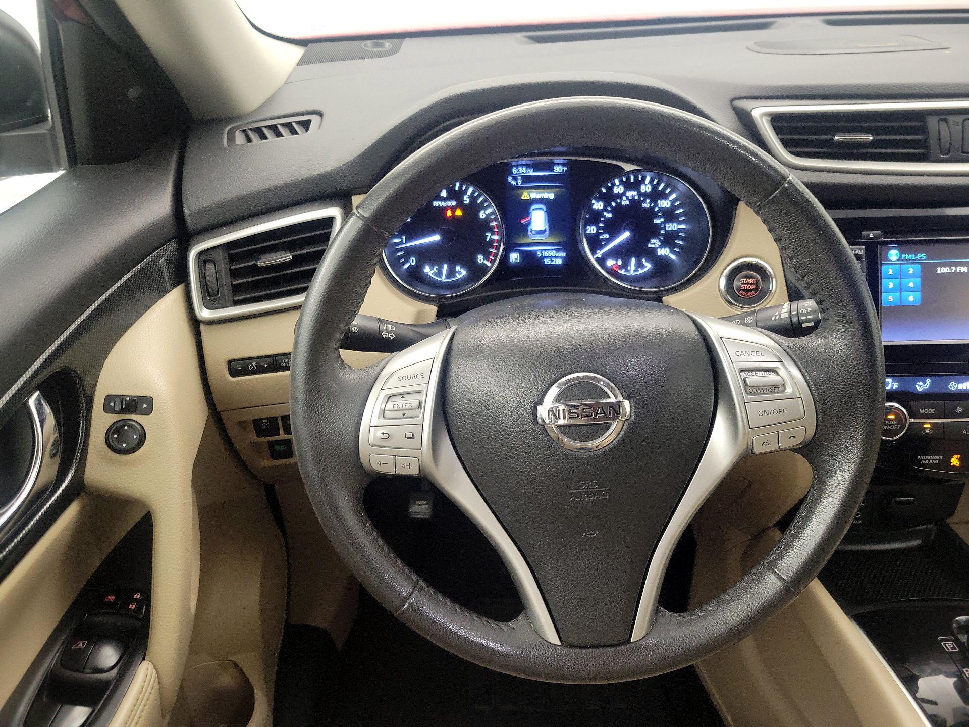 Thumbnail: 2016 Nissan Rogue - 10